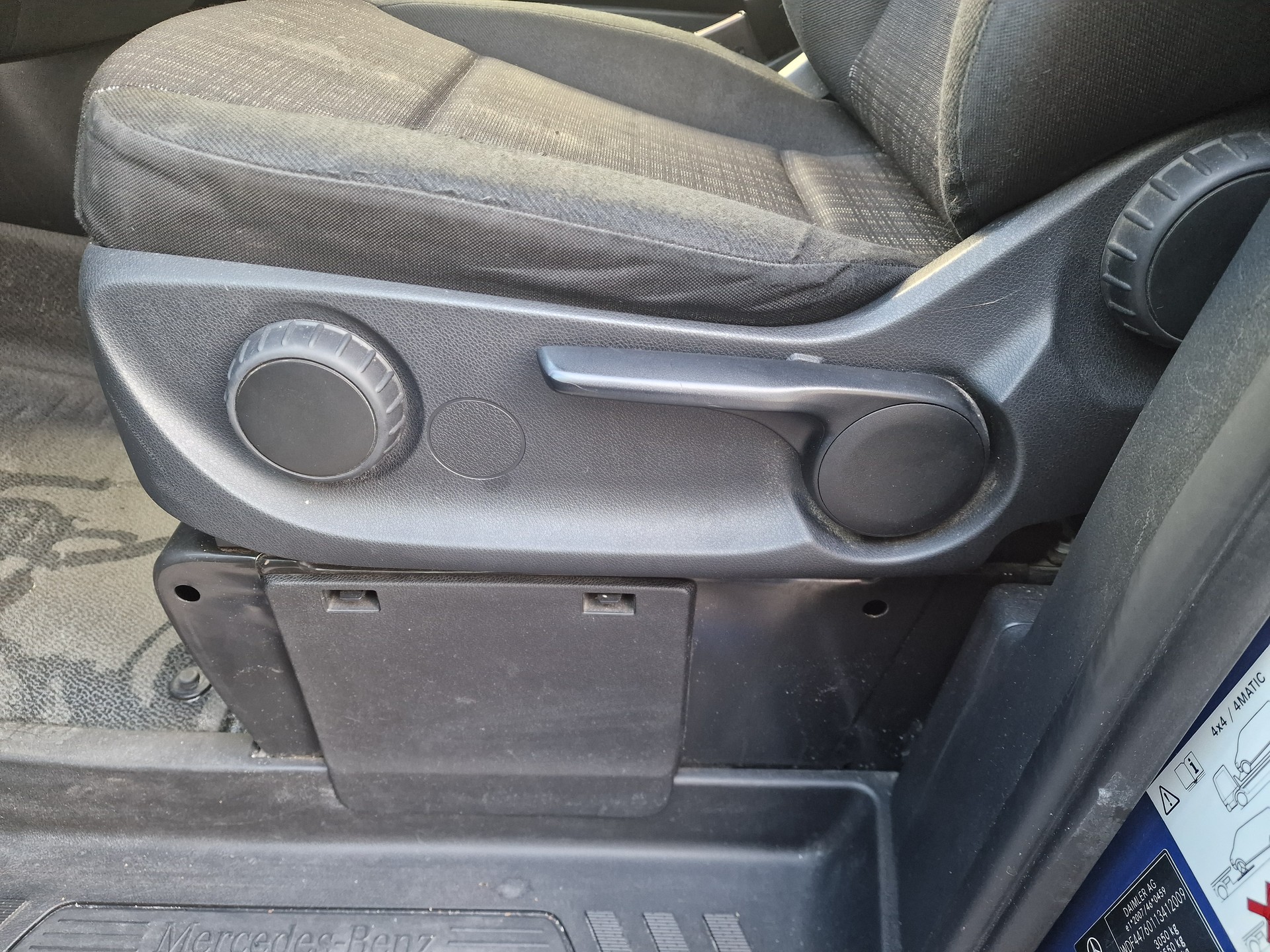 MERCEDES-BENZ Vito 116 BTEC 4Matic A-image-10