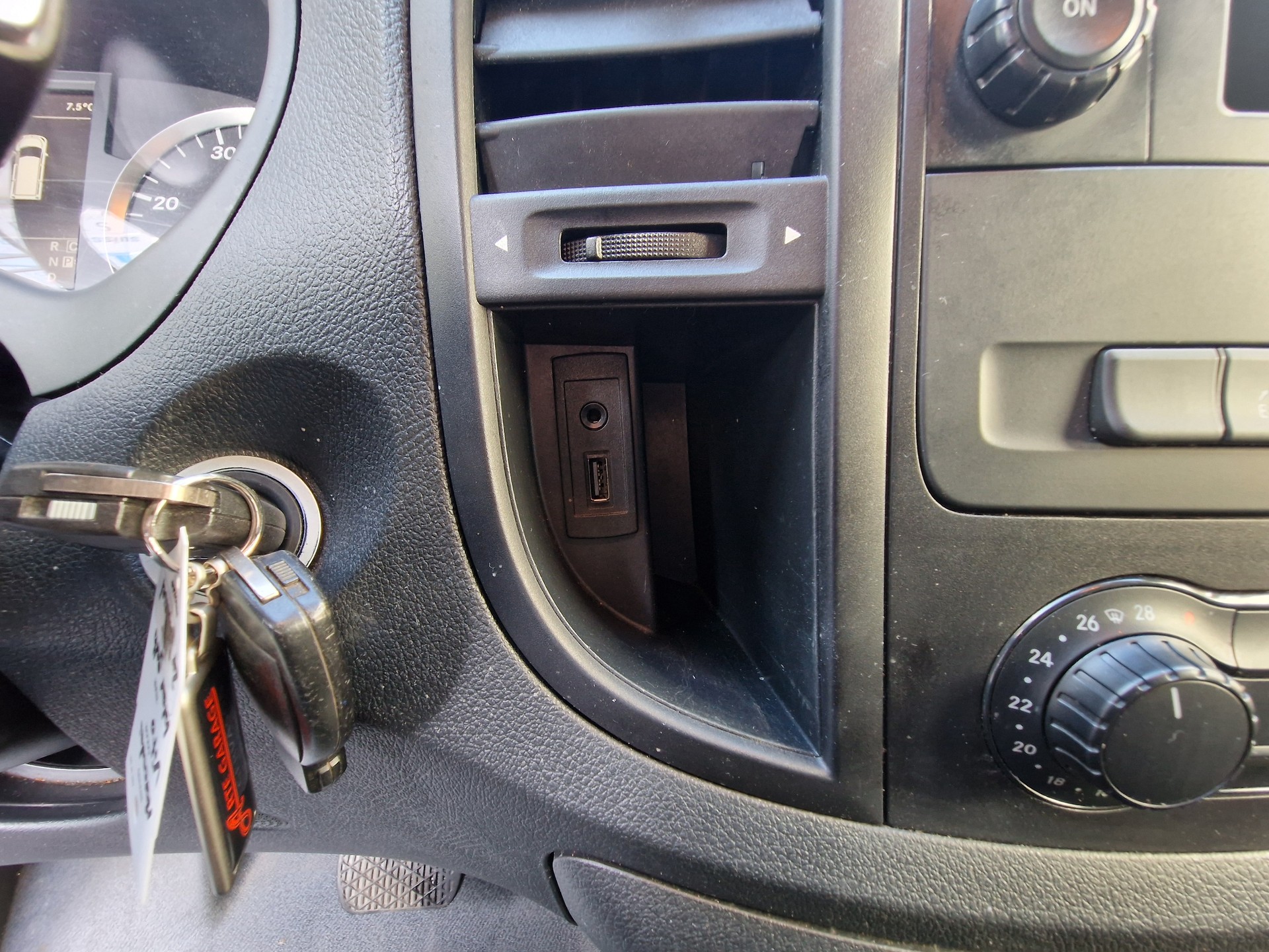 MERCEDES-BENZ Vito 116 BTEC 4Matic A-image-20