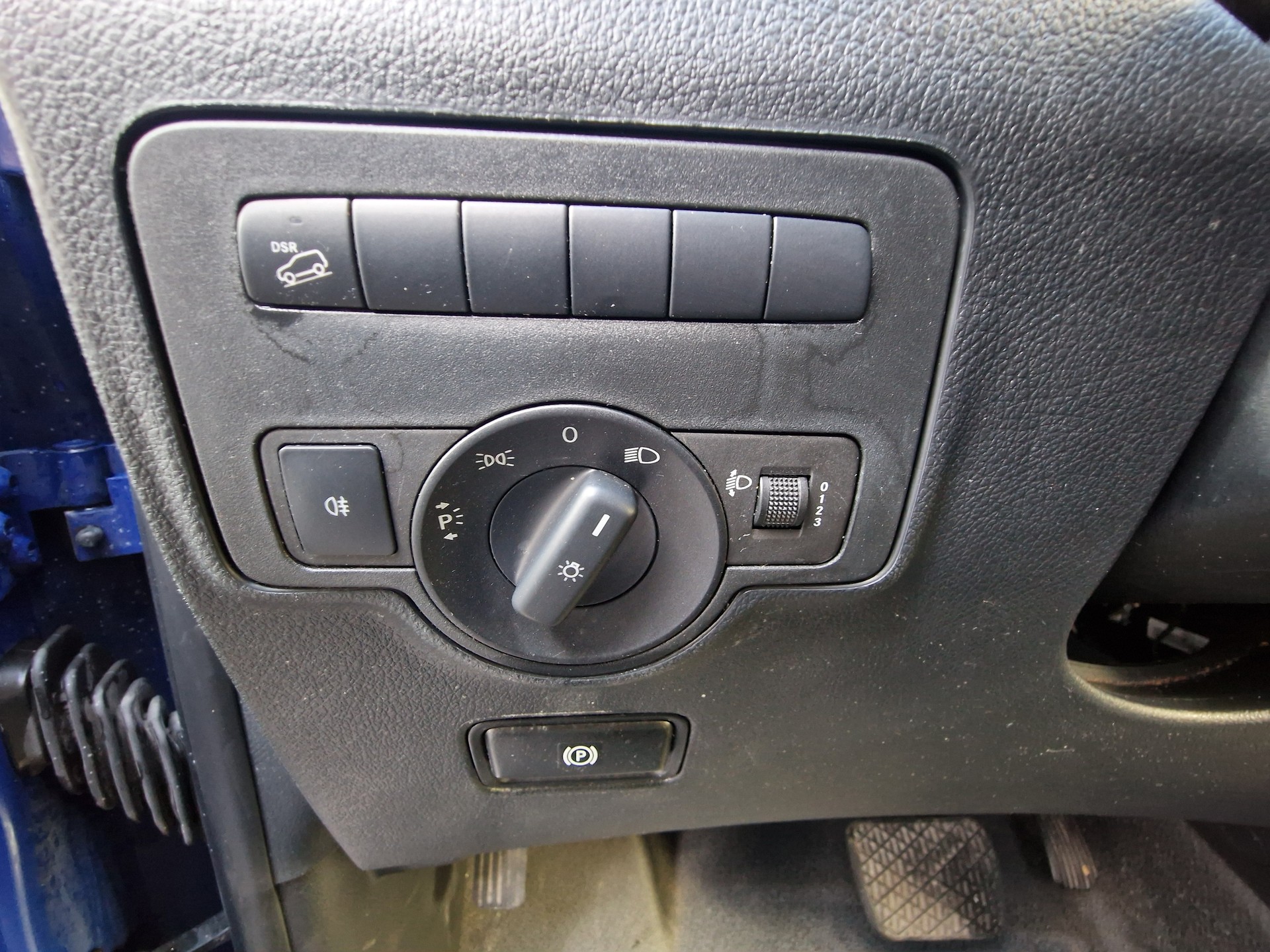 MERCEDES-BENZ Vito 116 BTEC 4Matic A-image-18