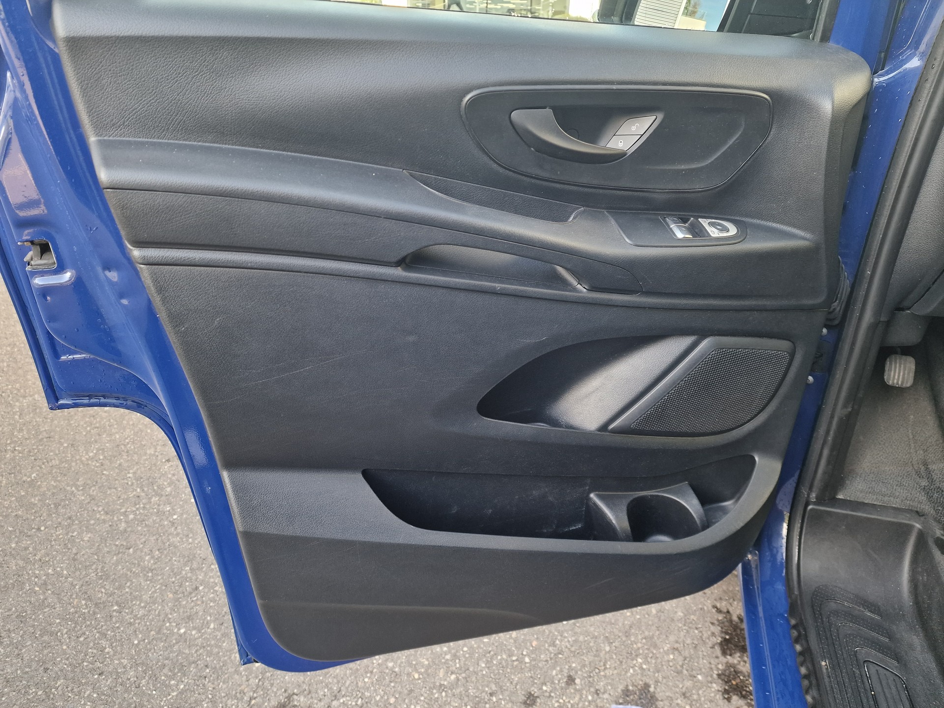MERCEDES-BENZ Vito 116 BTEC 4Matic A-image-11