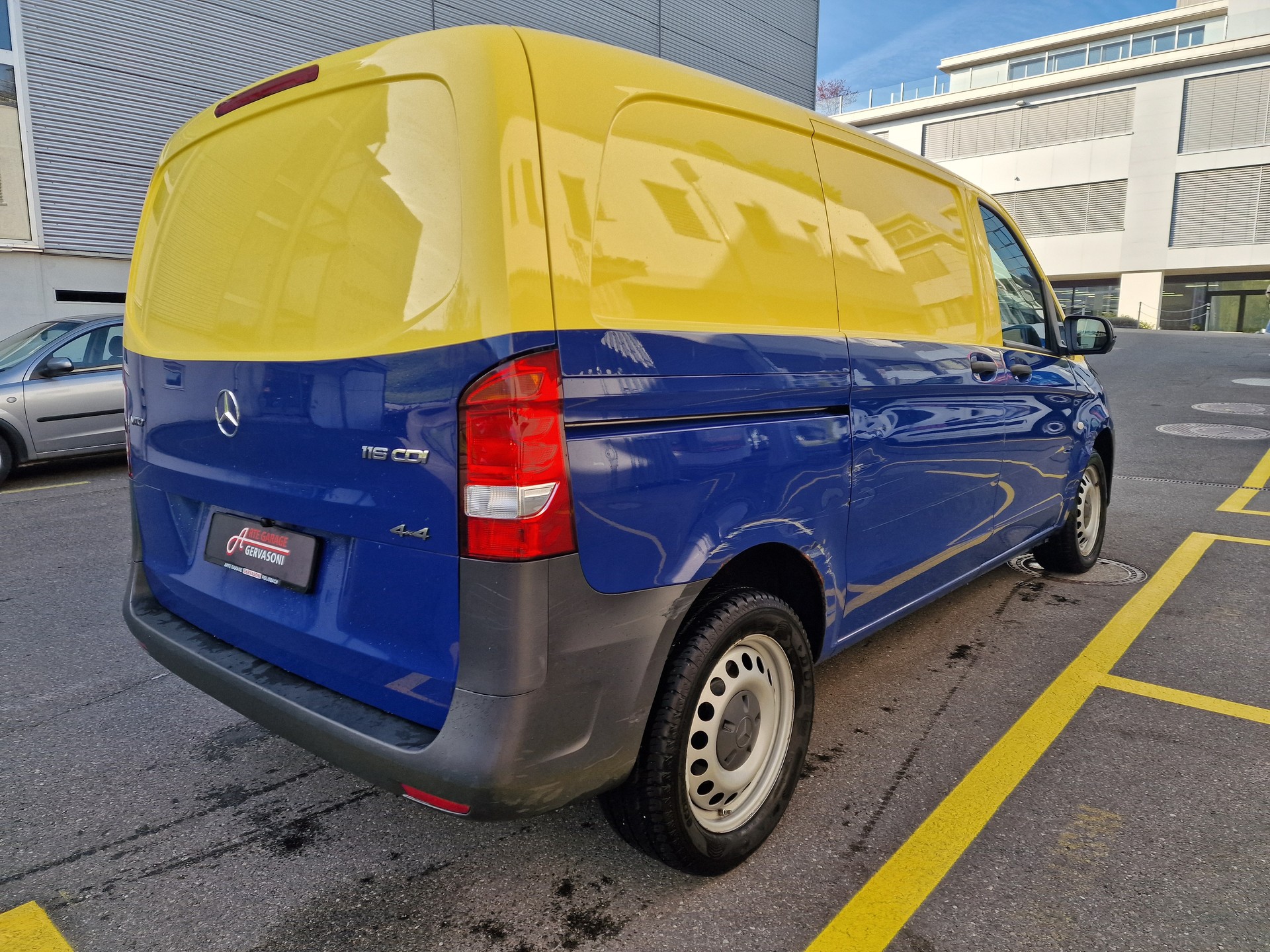 MERCEDES-BENZ Vito 116 BTEC 4Matic A-image-4