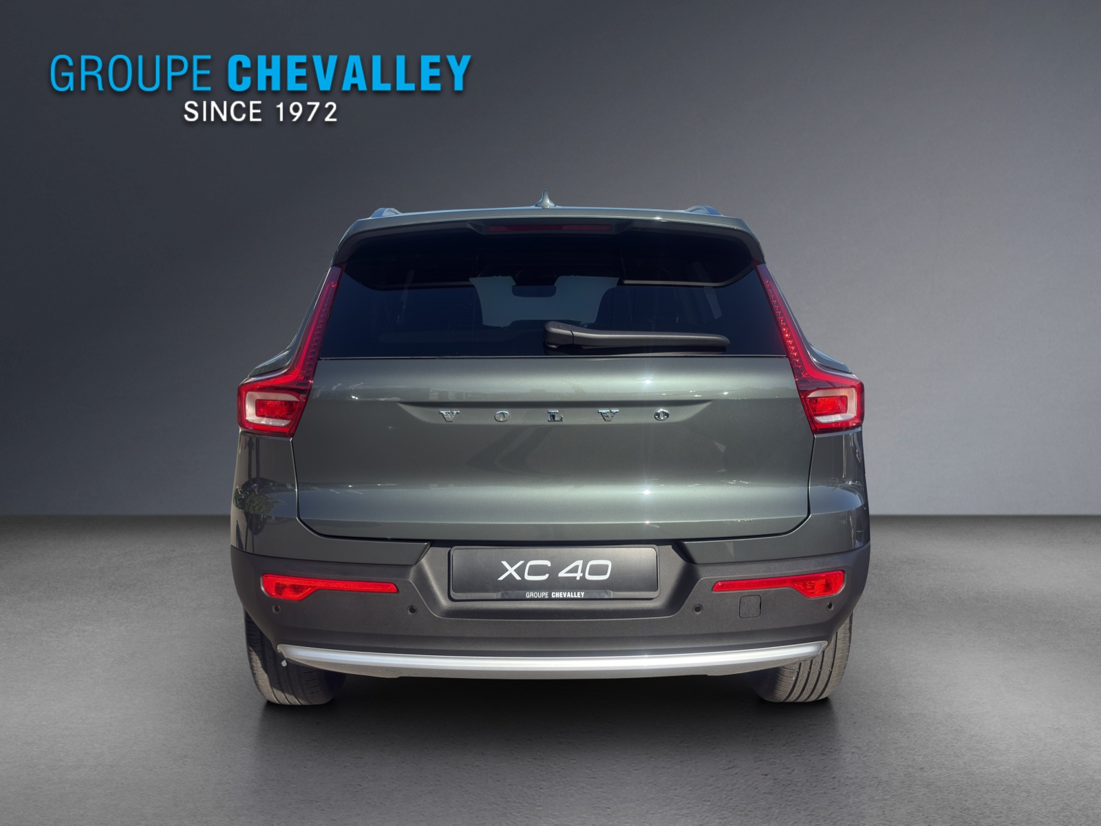 VOLVO XC40 B3 Benzin Mild Hybrid Xcite DCT-image-4