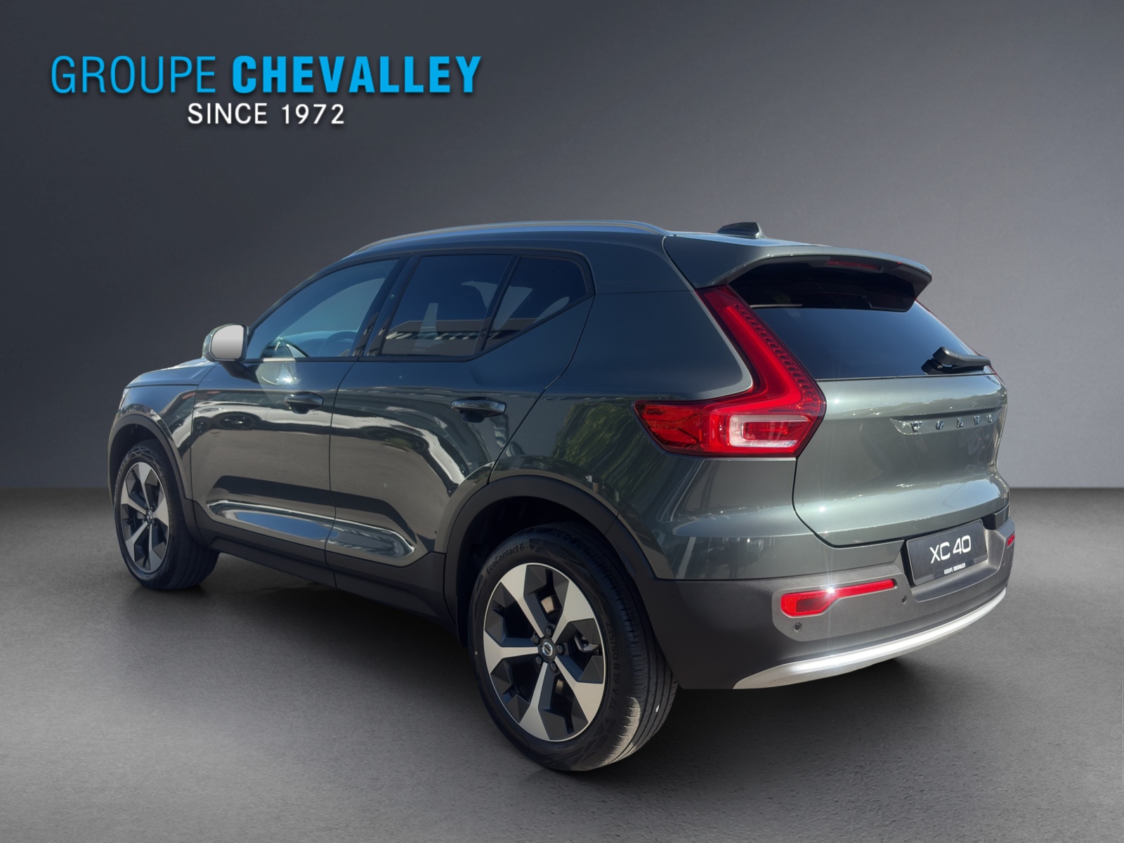 VOLVO XC40 B3 Benzin Mild Hybrid Xcite DCT-image-3