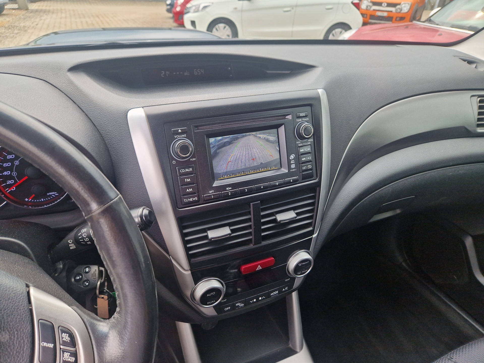 SUBARU FORESTER-image-5