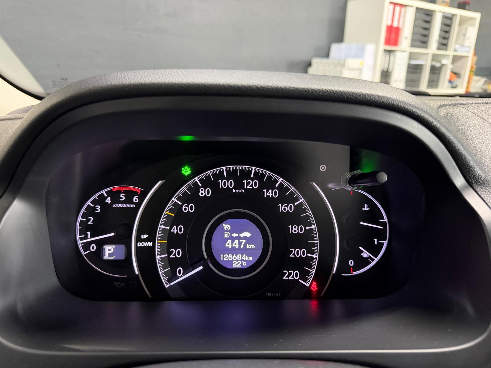HONDA CR-V 1.6 i-DTEC Executive Black Edition 4WD Automatic-image-17