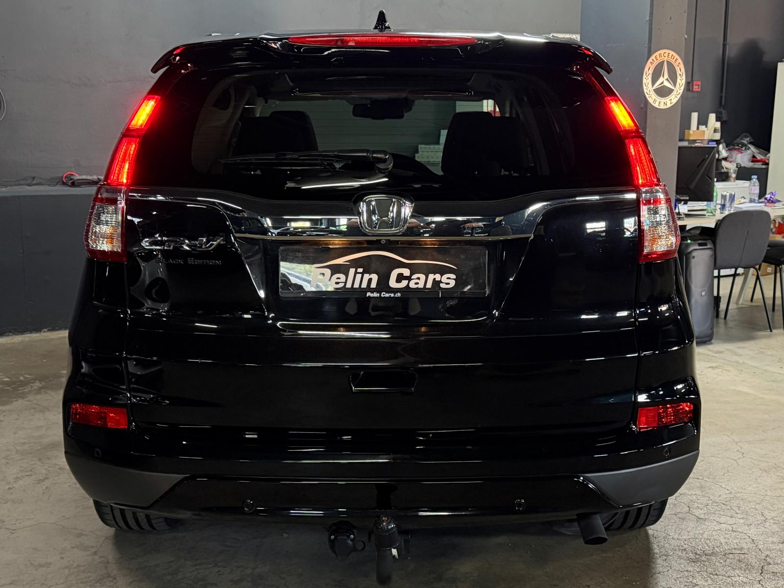 HONDA CR-V 1.6 i-DTEC Executive Black Edition 4WD Automatic-image-6