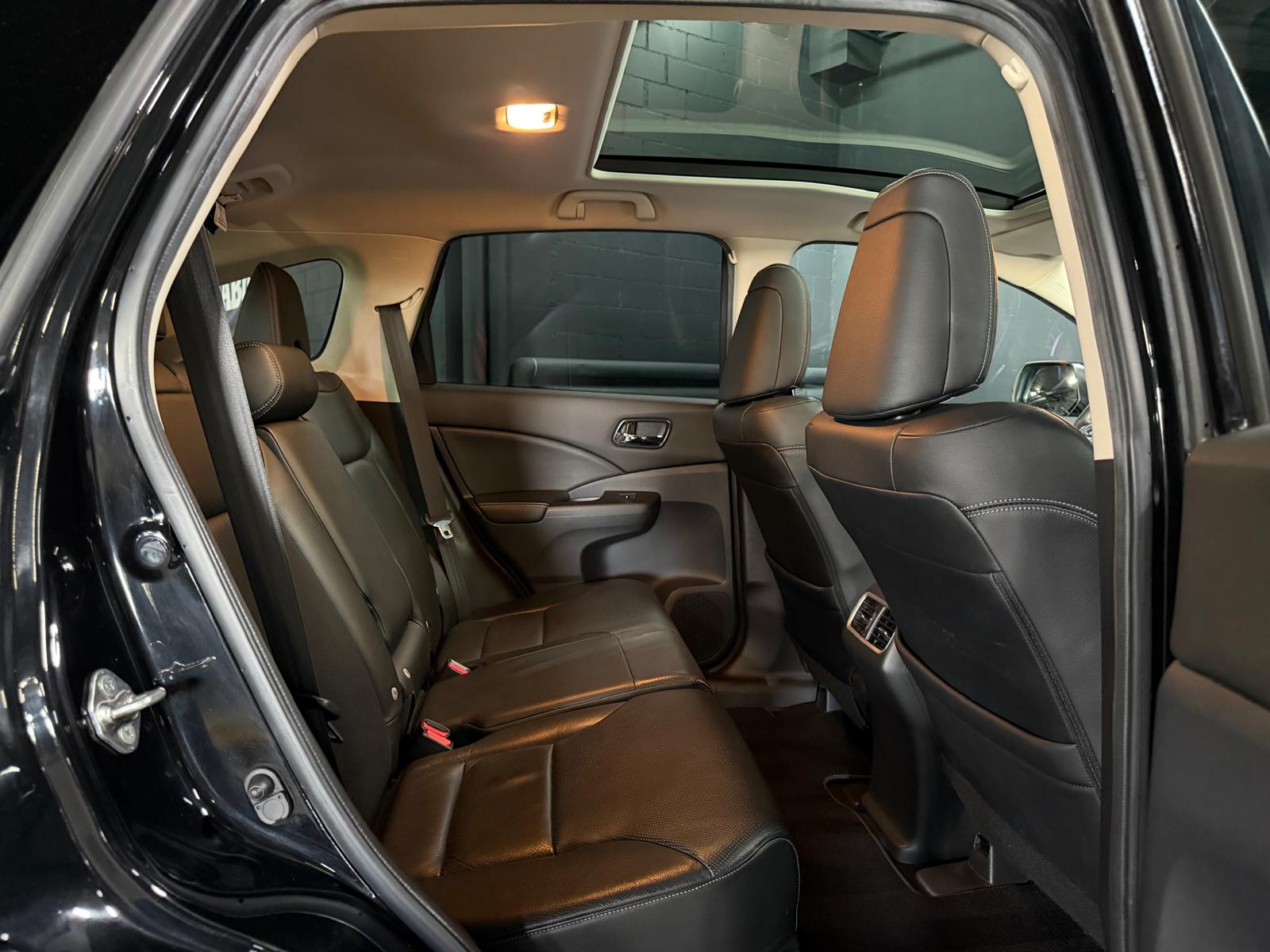 HONDA CR-V 1.6 i-DTEC Executive Black Edition 4WD Automatic-image-14