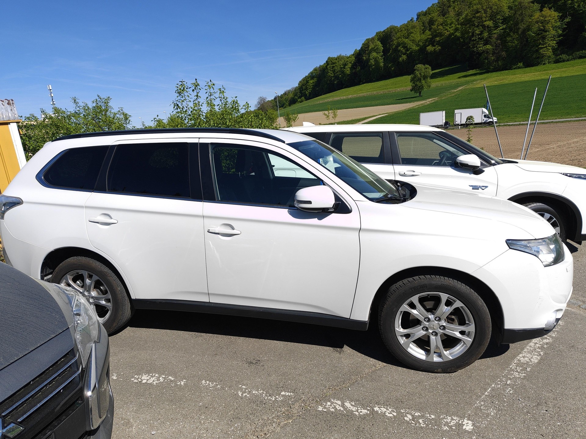 MITSUBISHI Outlander 2.2 DID Intense eAssist-image-2