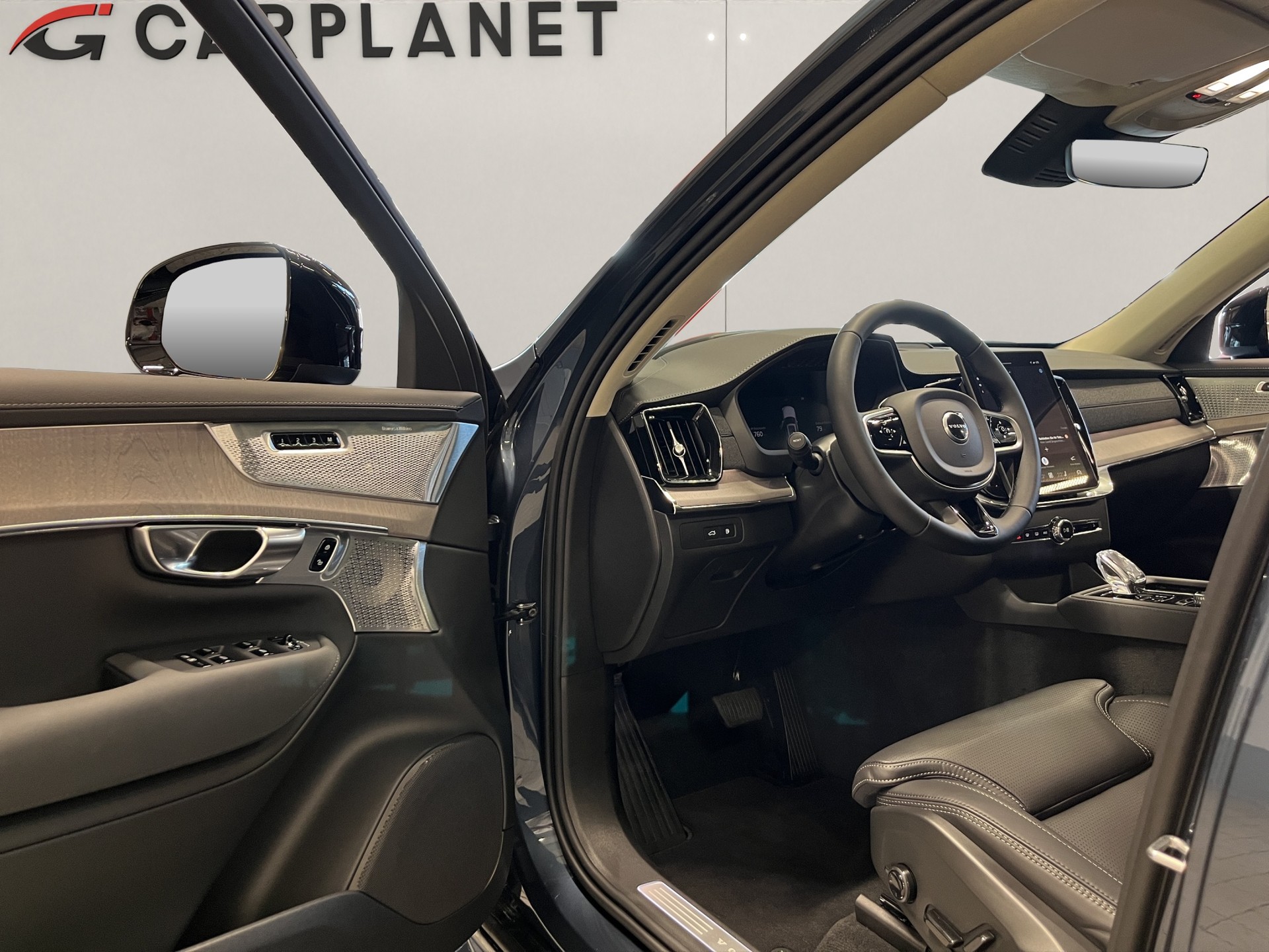 VOLVO XC90 2.0 T8 TE XCLUSIVE Edition Dark eAWD-image-8