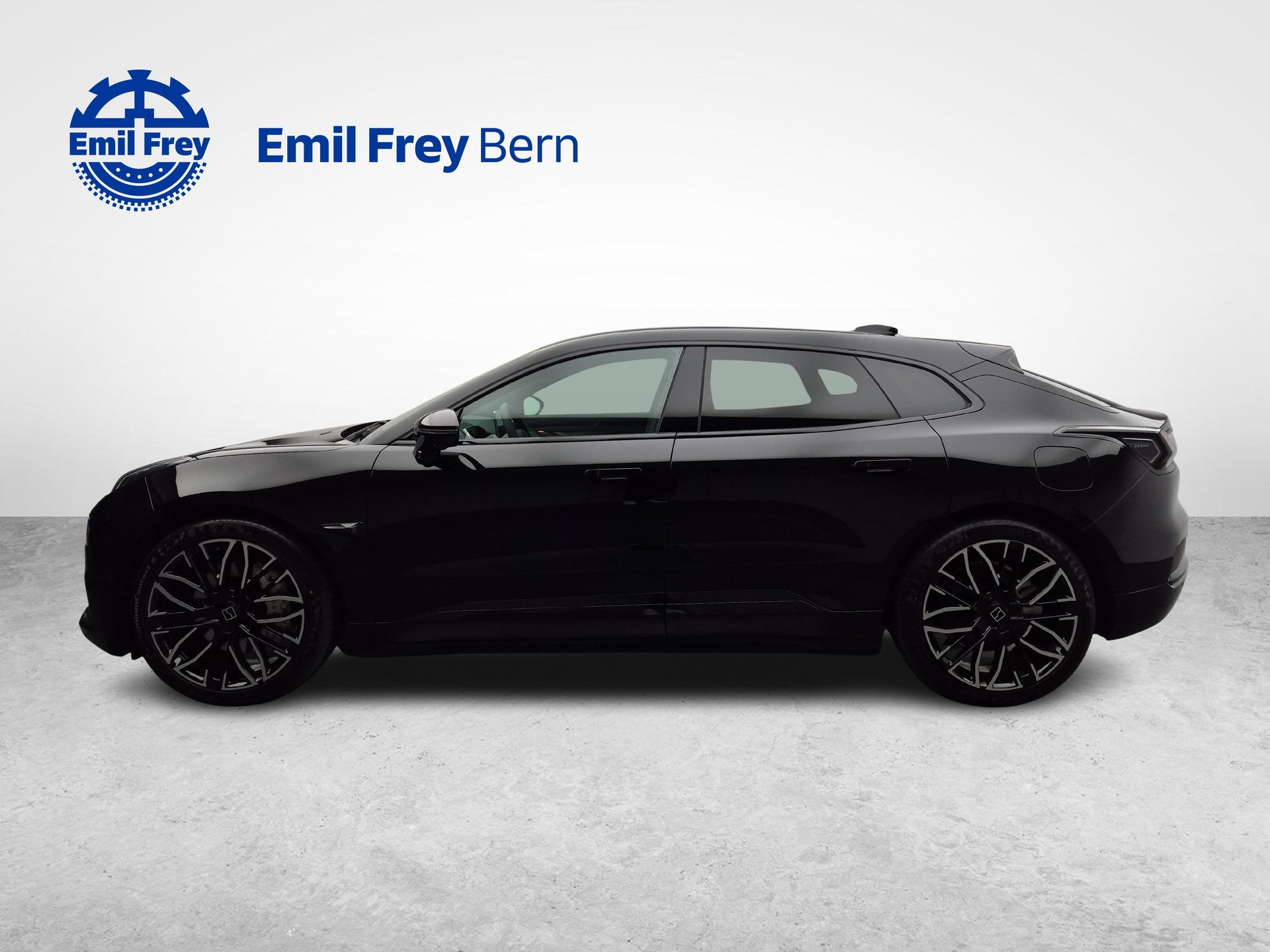 ZEEKR 001 Privilege AWD 0% Leasing 48 Monate bei Abschluss Emil Frey Protect-showroom-element-1