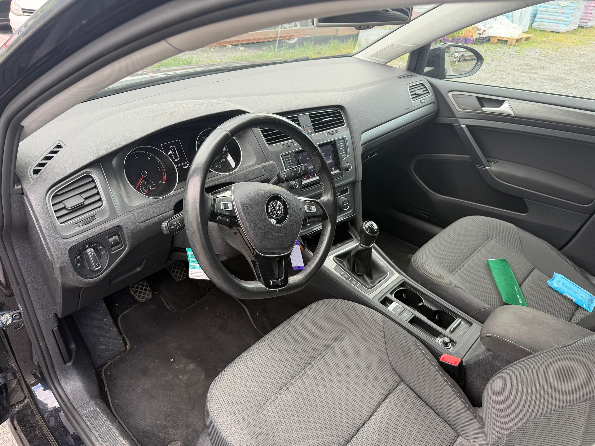 VW Golf 1.6 TDI Comfortline 4Motion-image-6