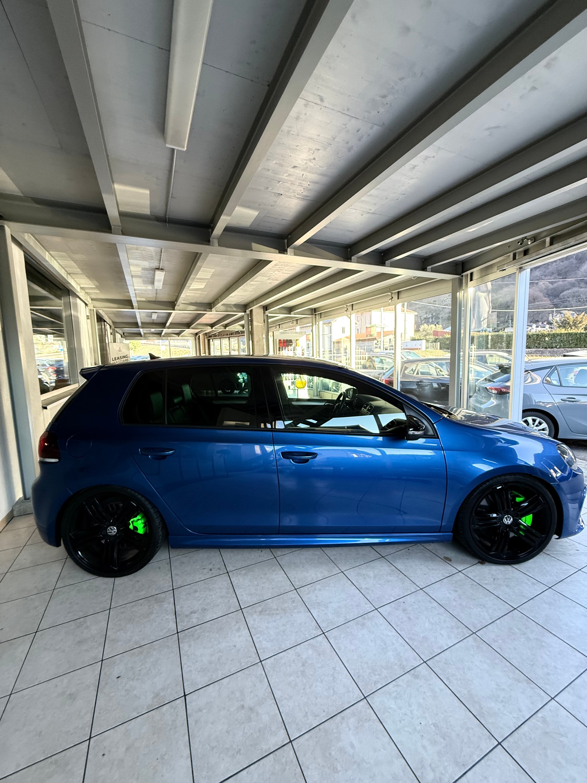 VW Golf 2.0 TSI R 4Motion DSG-image-6
