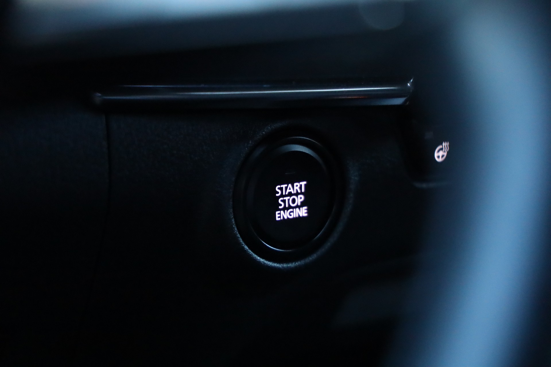 MAZDA 3 Hatchback SKYACTIV-G M Hybrid 122 Revolution Automat-image-17