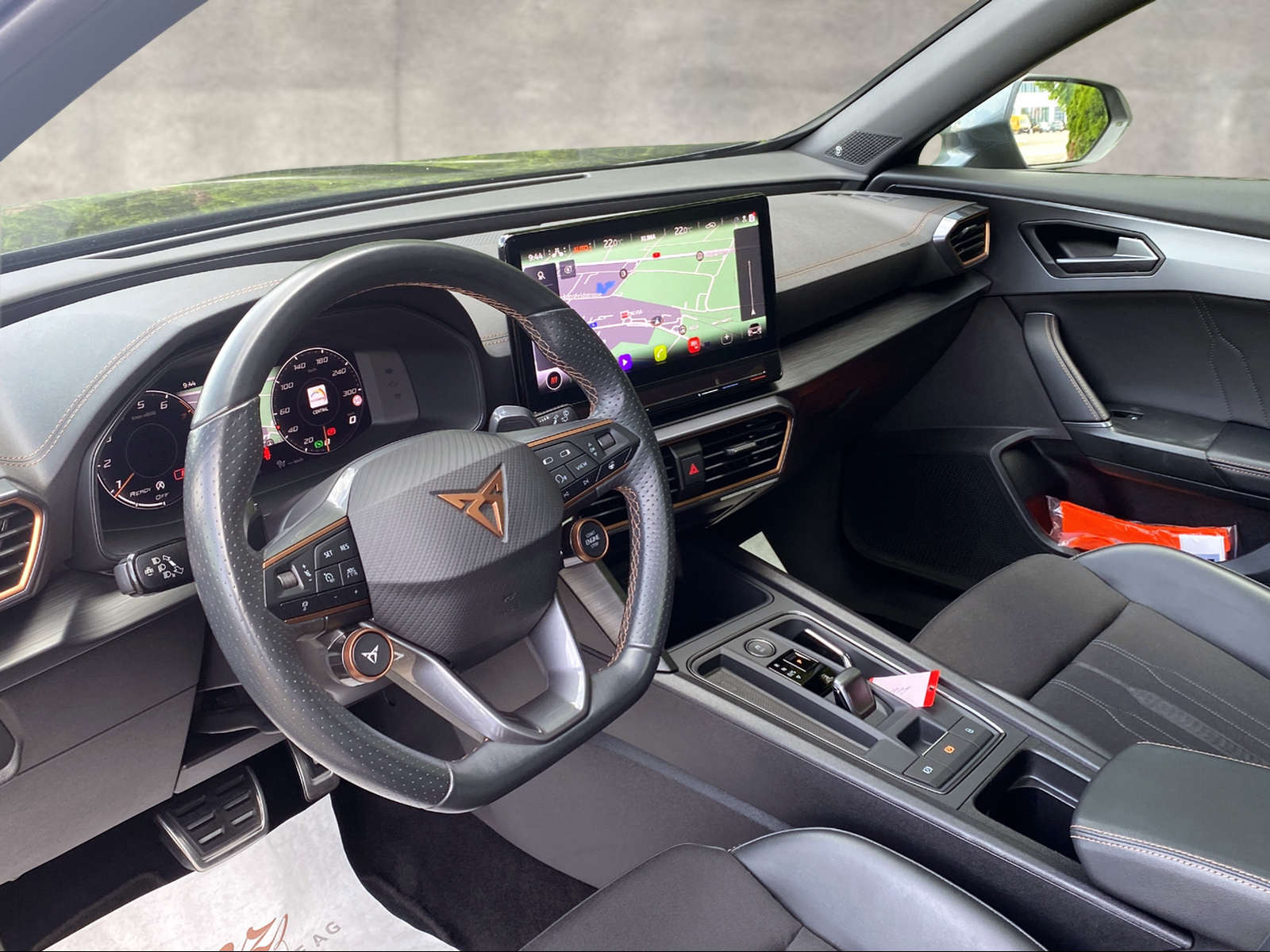 CUPRA Formentor 2.0TSI 310PS VZ 4Drive DSG Top-Ausstattung **Modell 2024**-image-5