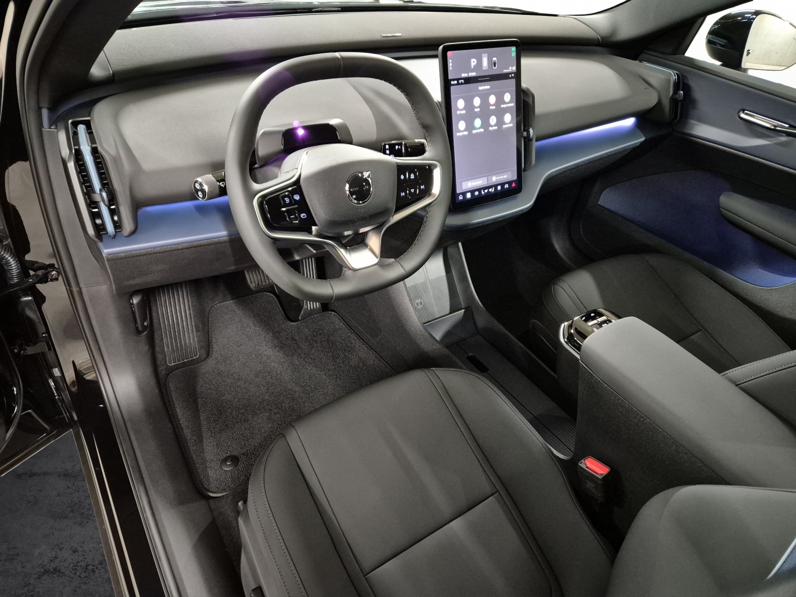 VOLVO EX30 E60 Twin Ultra Performance AWD-image-8
