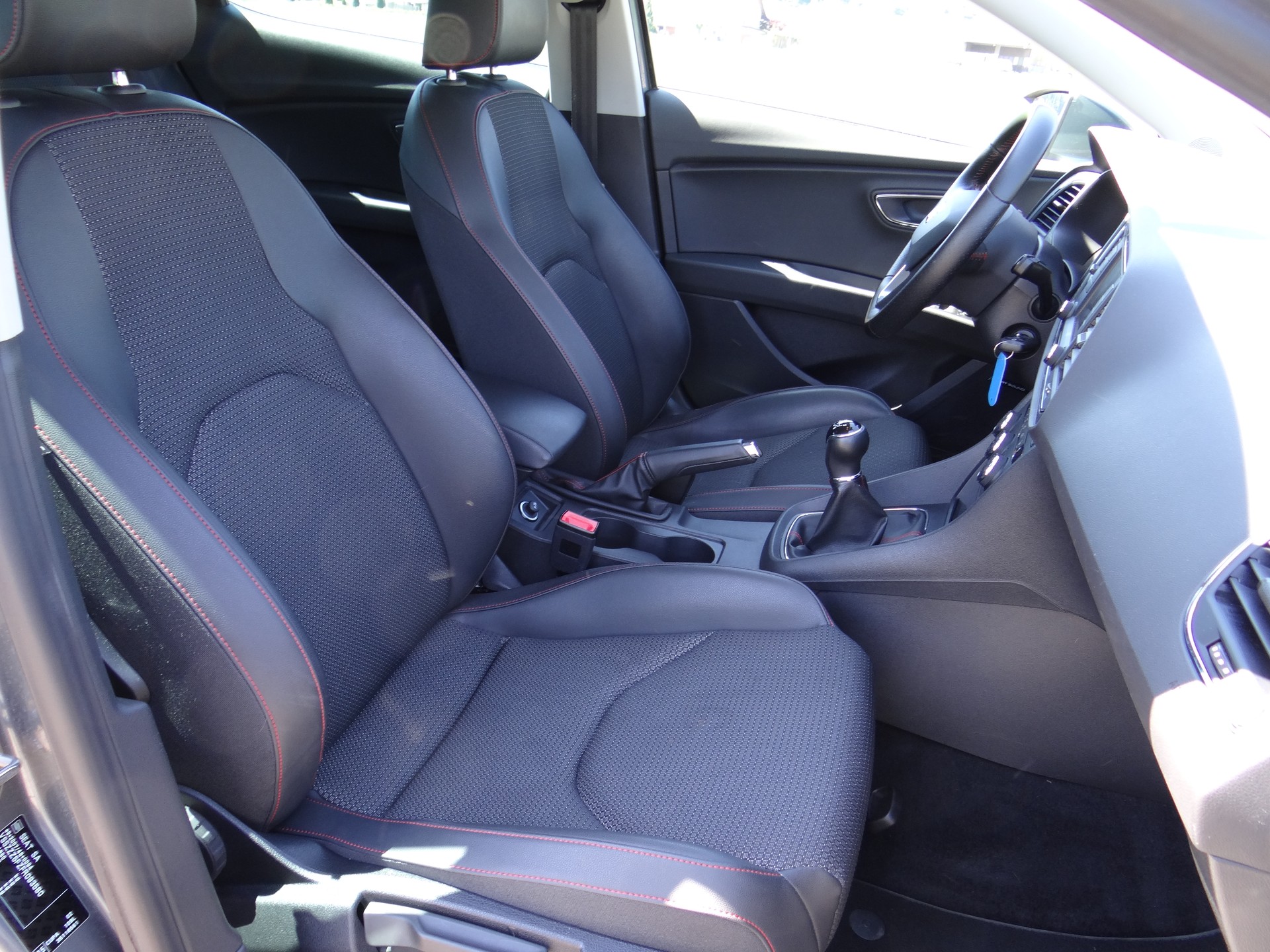 SEAT Leon 2.0 TDI FR-image-8