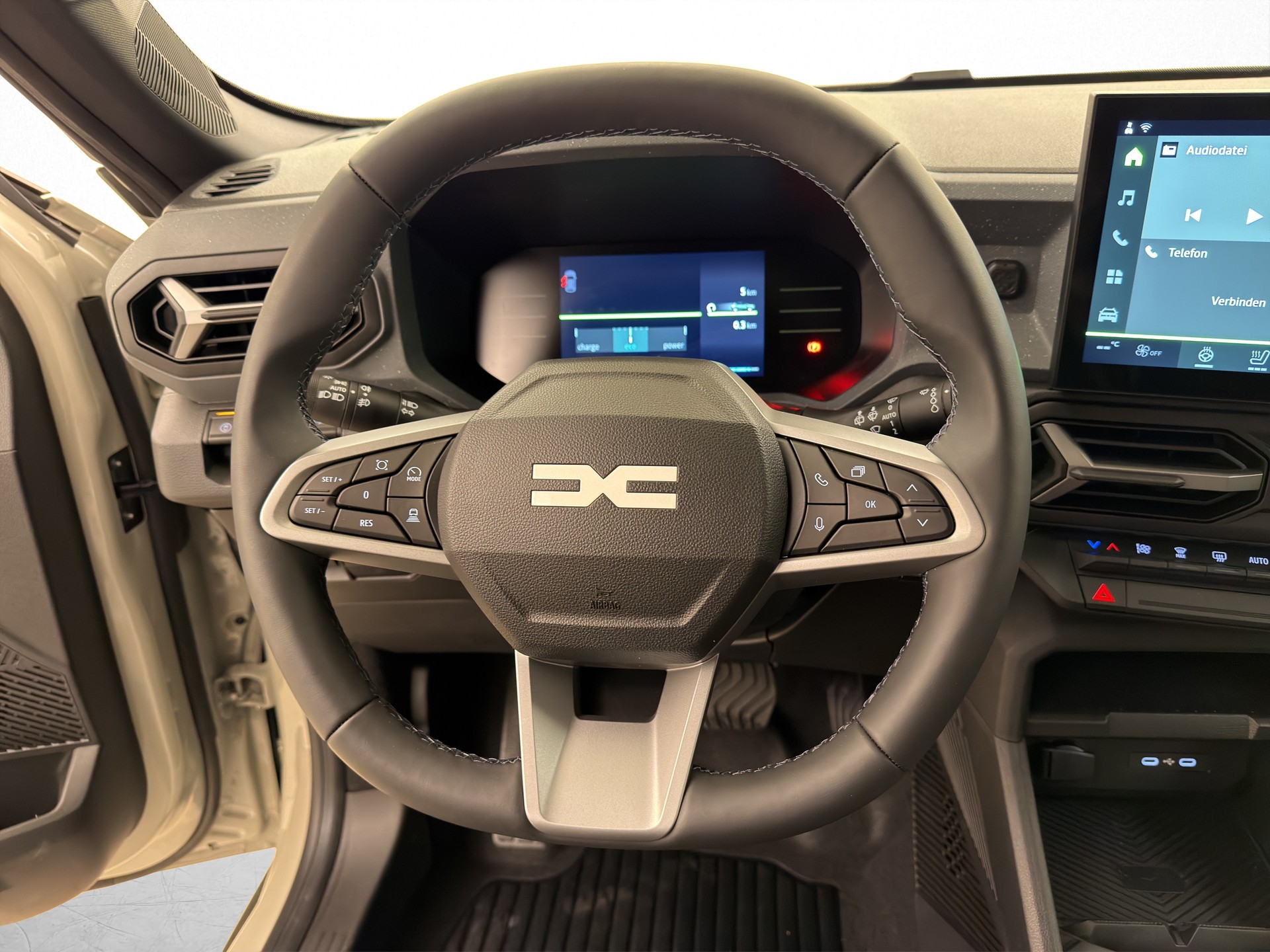 DACIA Duster 1.8 Hybrid Journey-image-7
