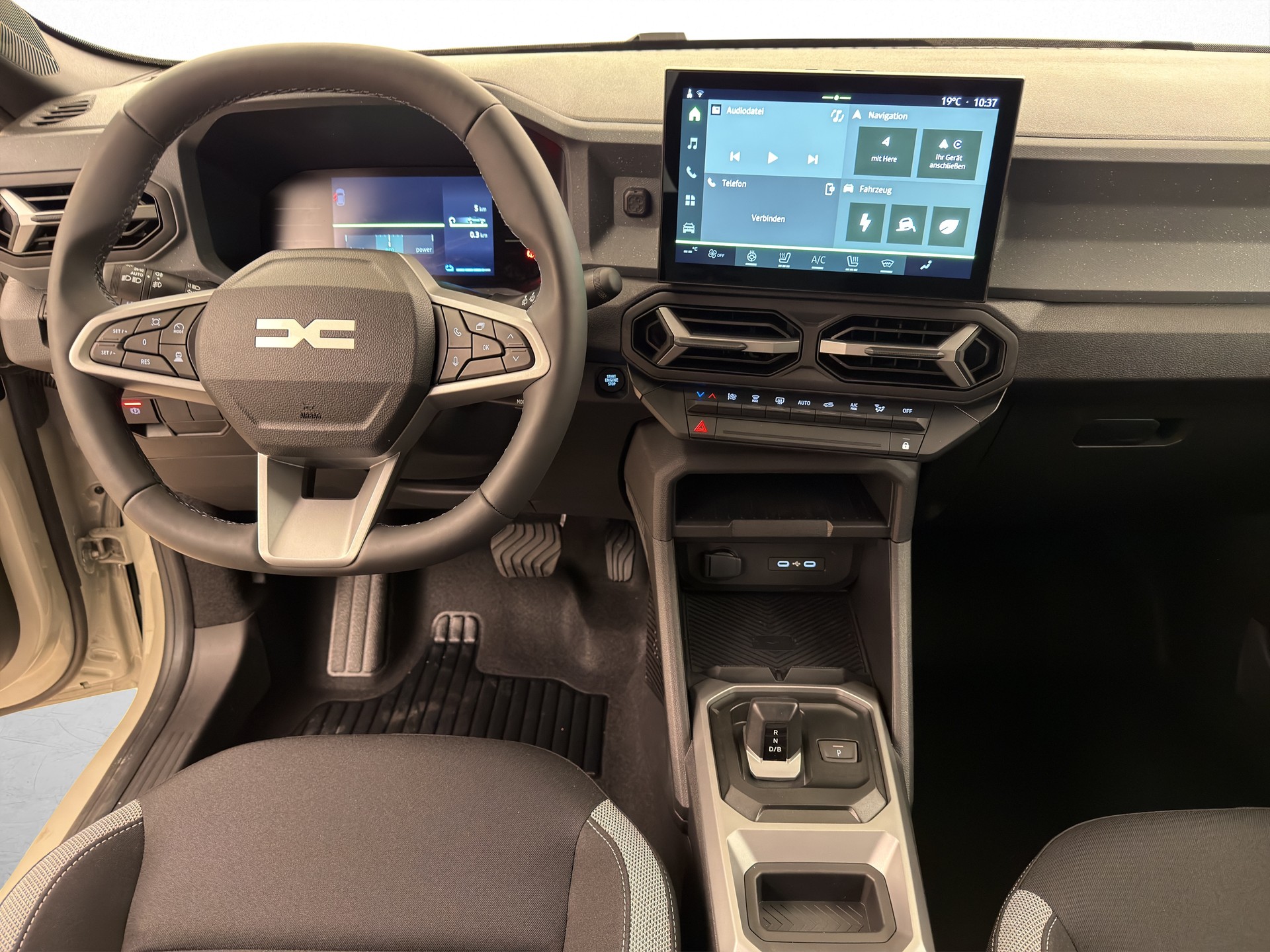 DACIA Duster 1.8 Hybrid Journey-image-8