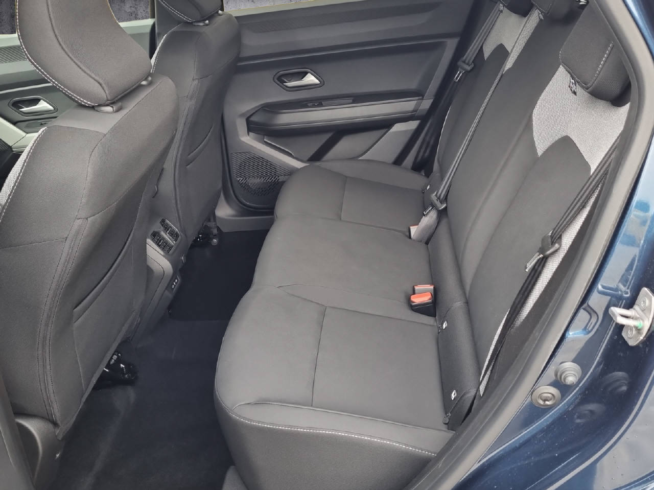DACIA Bigster journey hybrid 155-image-7