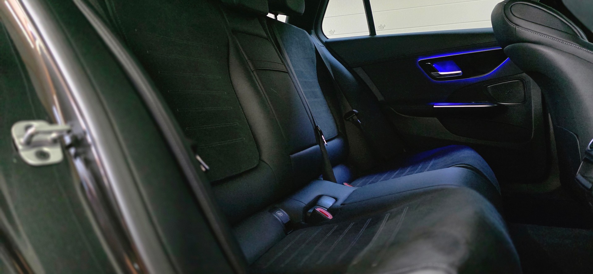MERCEDES-BENZ C 220 d T AMG Line *Spurhalteassistent/Bremsassistent*Rückfahrkamera*Ambientebeleuchtung*Sitzheizung*-image-26