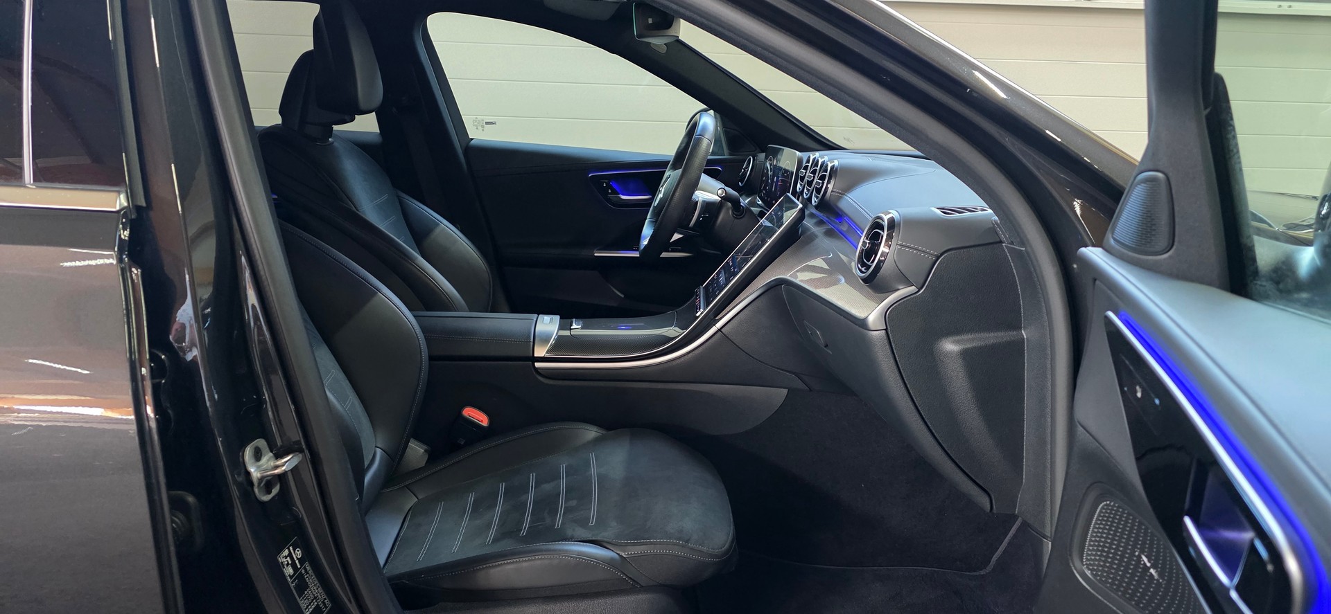 MERCEDES-BENZ C 220 d T AMG Line *Spurhalteassistent/Bremsassistent*Rückfahrkamera*Ambientebeleuchtung*Sitzheizung*-image-23