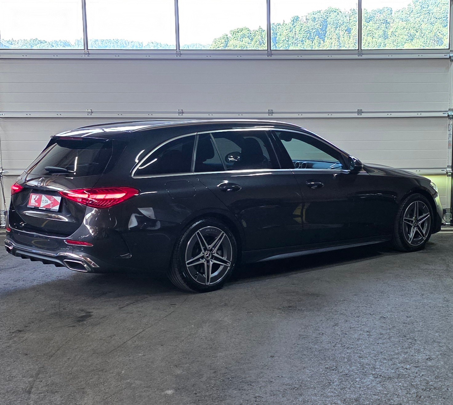 MERCEDES-BENZ C 220 d T AMG Line *Spurhalteassistent/Bremsassistent*Rückfahrkamera*Ambientebeleuchtung*Sitzheizung*-image-4