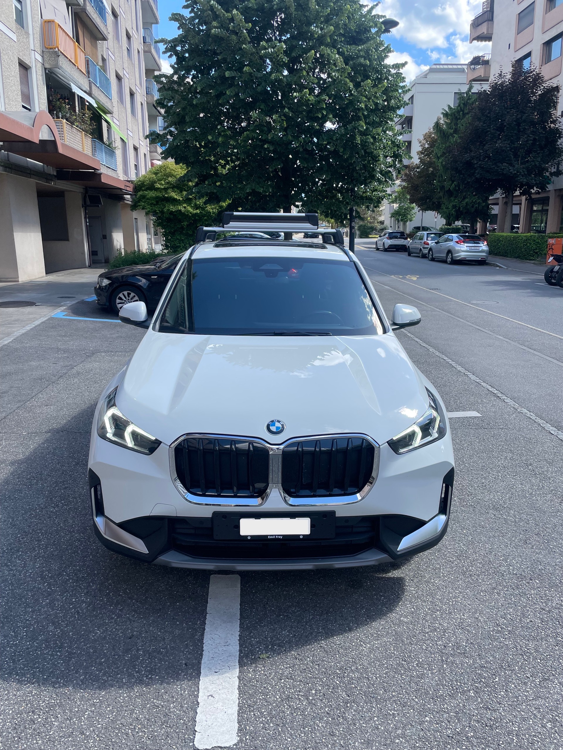 BMW 18i sDrive-image-0
