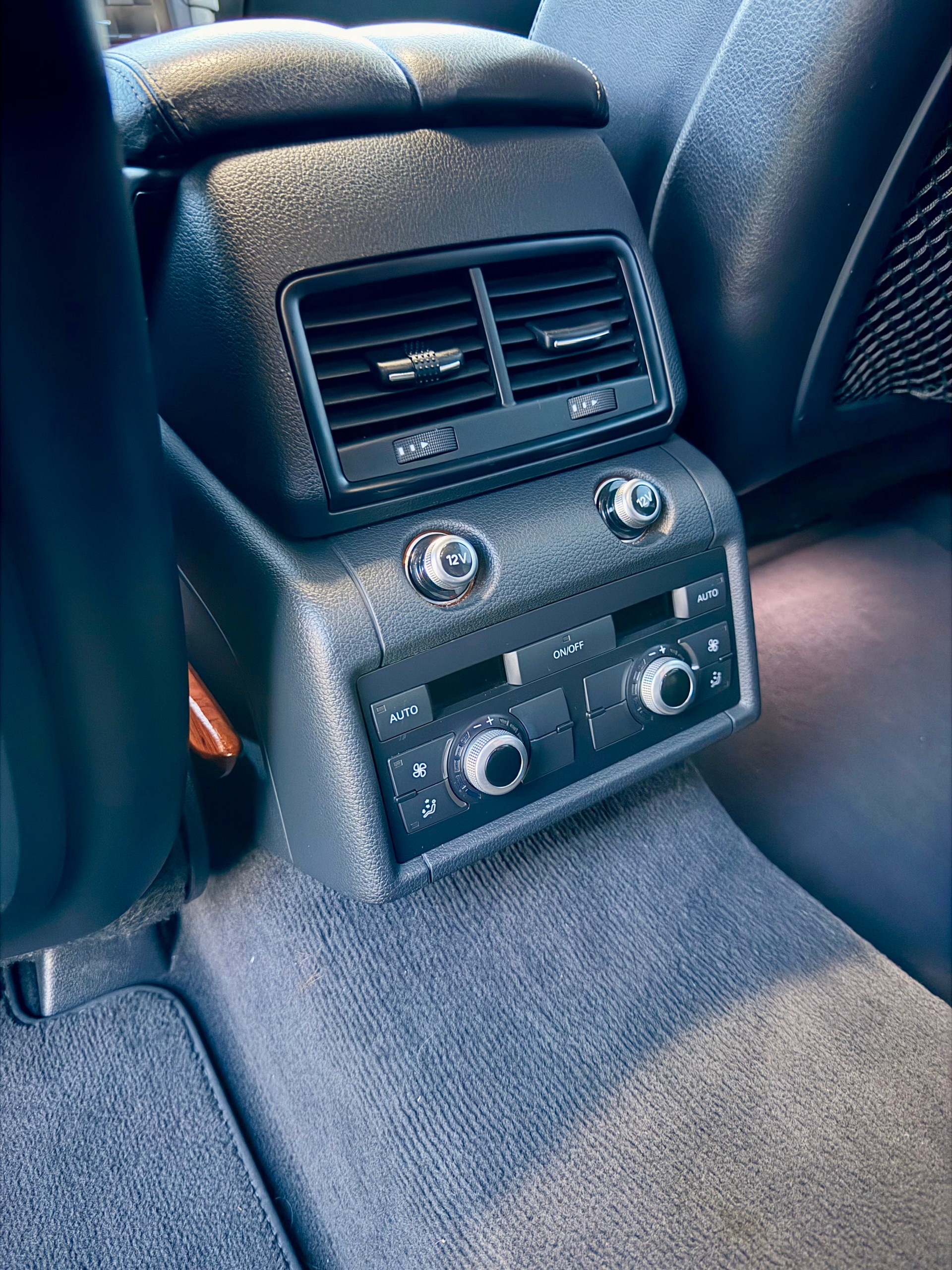 AUDI 3.0 V6 TDI quattro T-Tronic-image-5