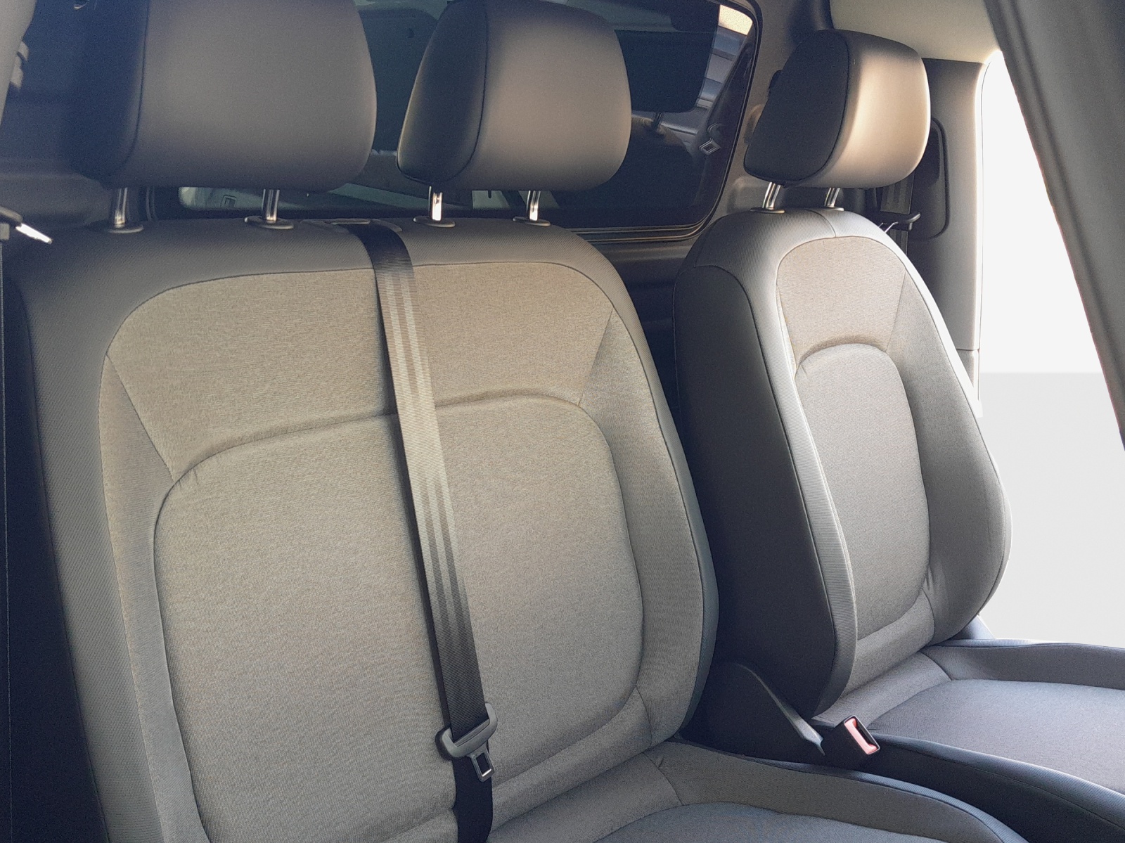 VW ID. Buzz Cargo 4Motion-image-8