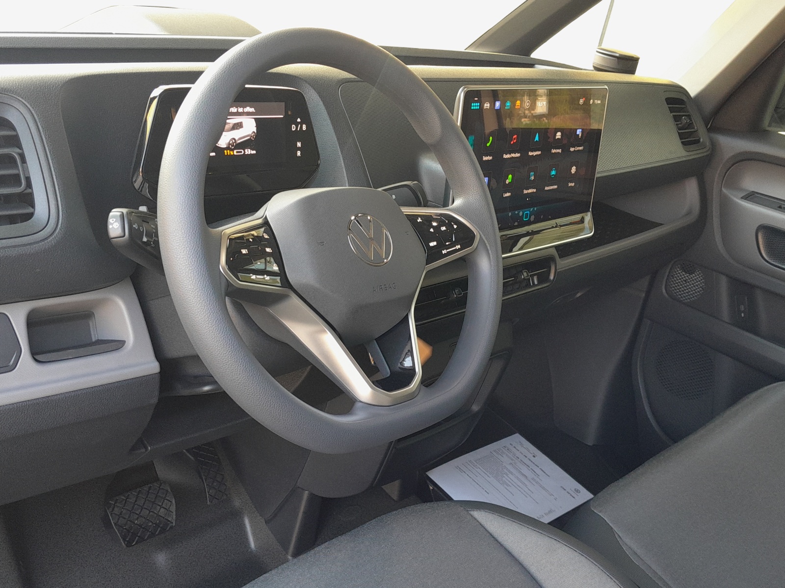 VW ID. Buzz Cargo 4Motion-image-7