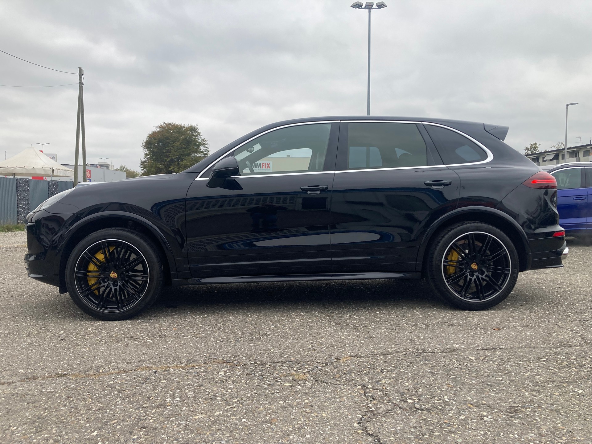 PORSCHE Cayenne Turbo S MY 2017-image-3