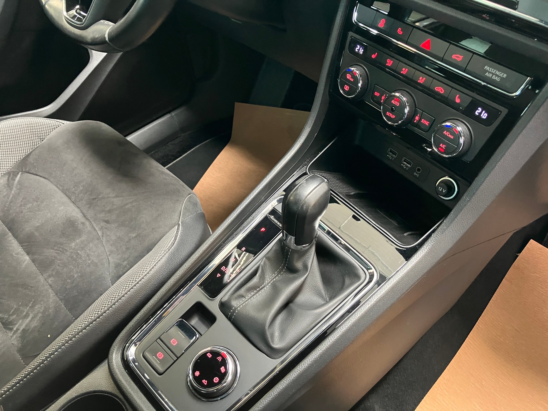 SEAT Ateca 1.4 TSI Xcellence 4Drive DSG-image-19
