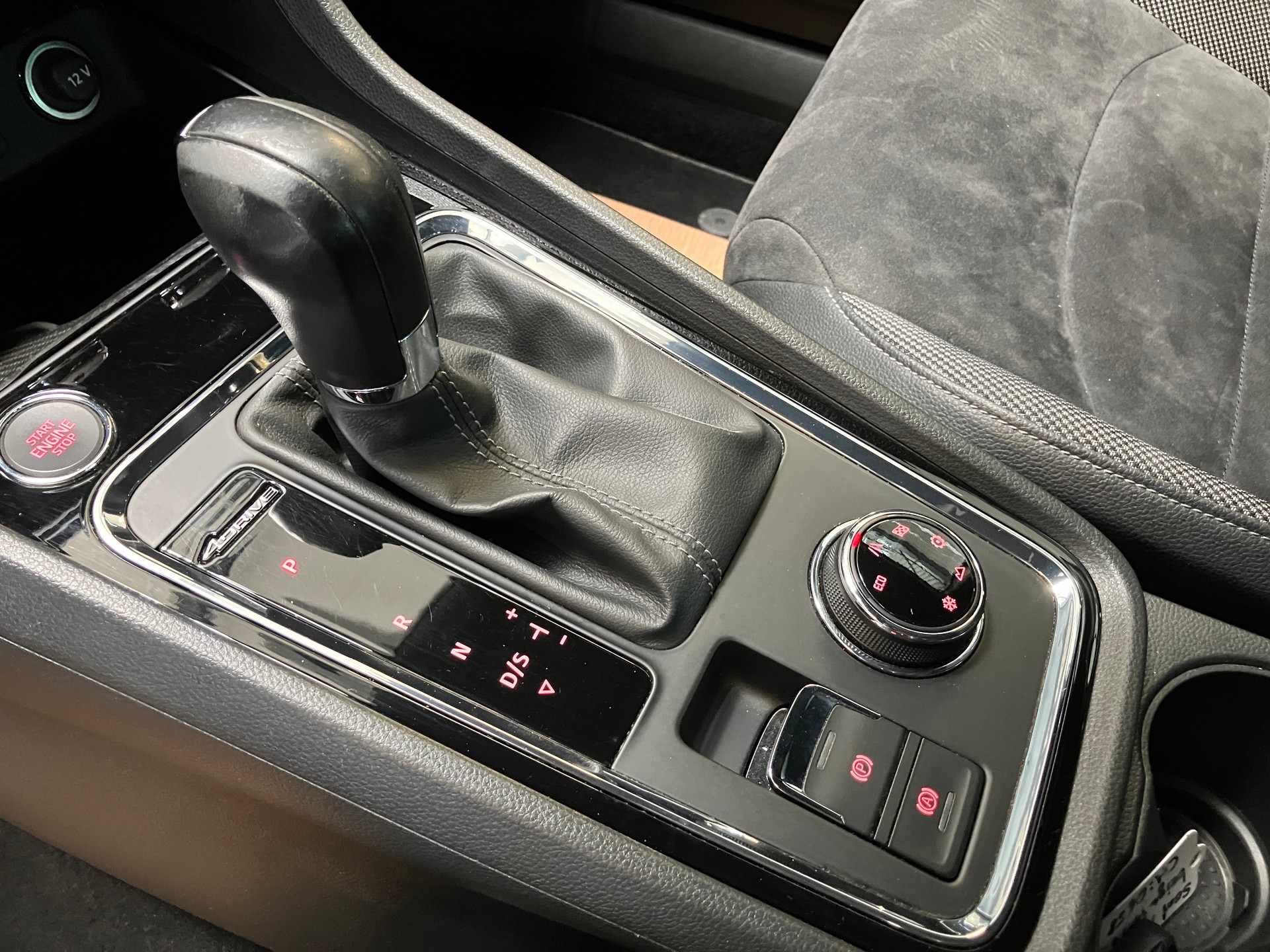 SEAT Ateca 1.4 TSI Xcellence 4Drive DSG-image-25