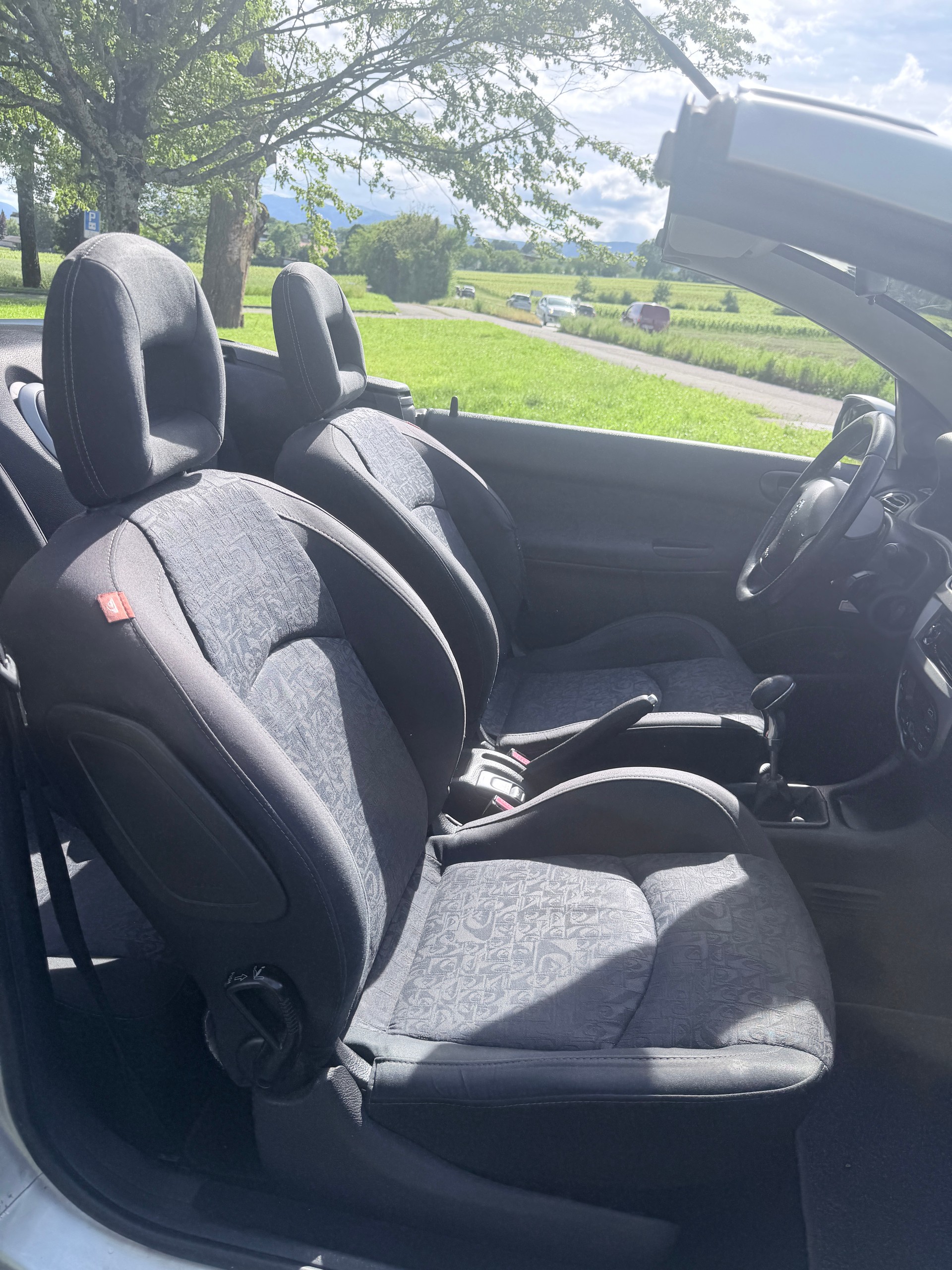 PEUGEOT 206 CC 1.6 16V Sport-image-15