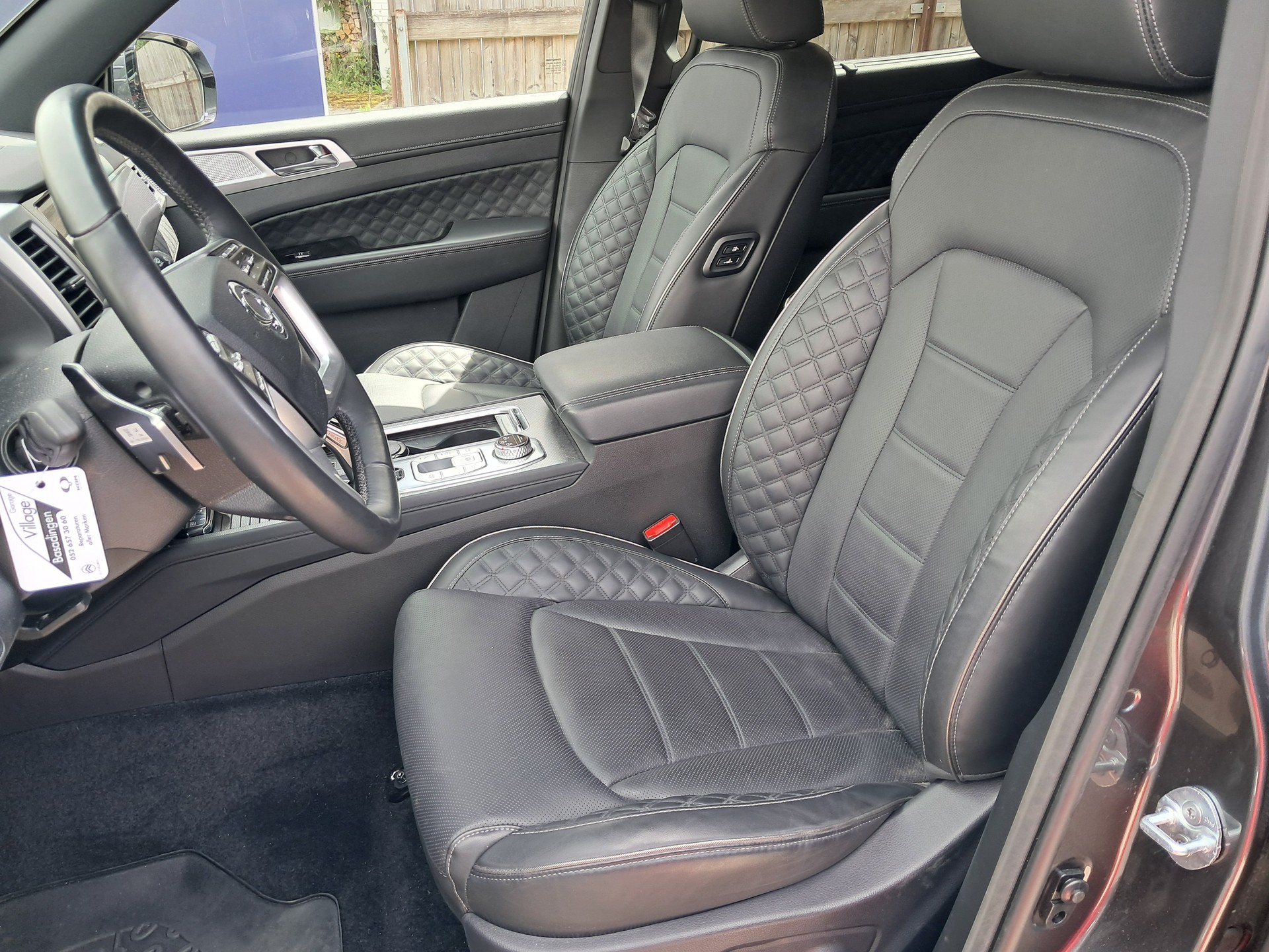 KGM-SsangYong Rexton 2.2 CRDi Sapphire 4WD AT-image-5