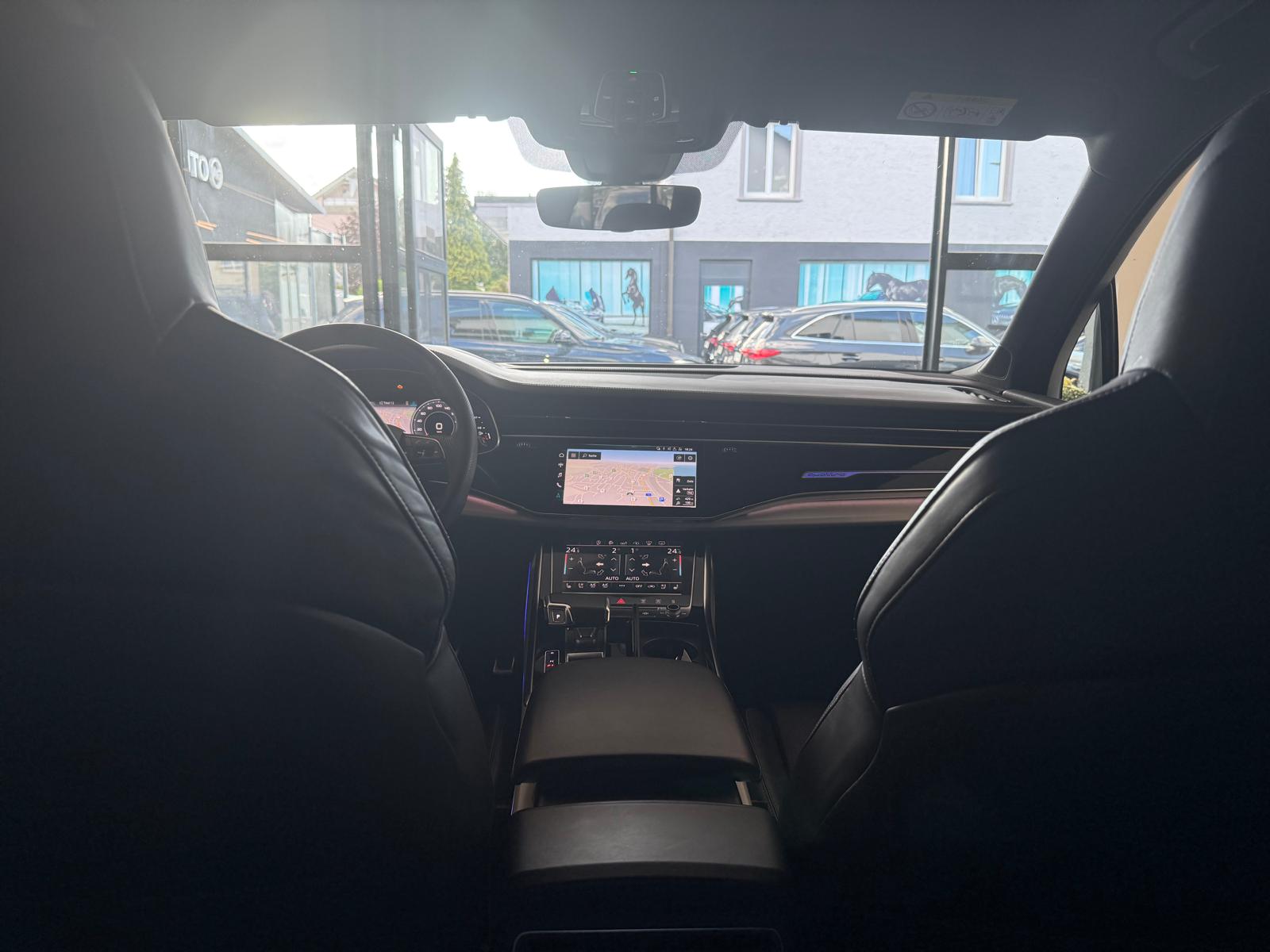 AUDI Q7 50 TDI quattro S Line tiptronic-image-19