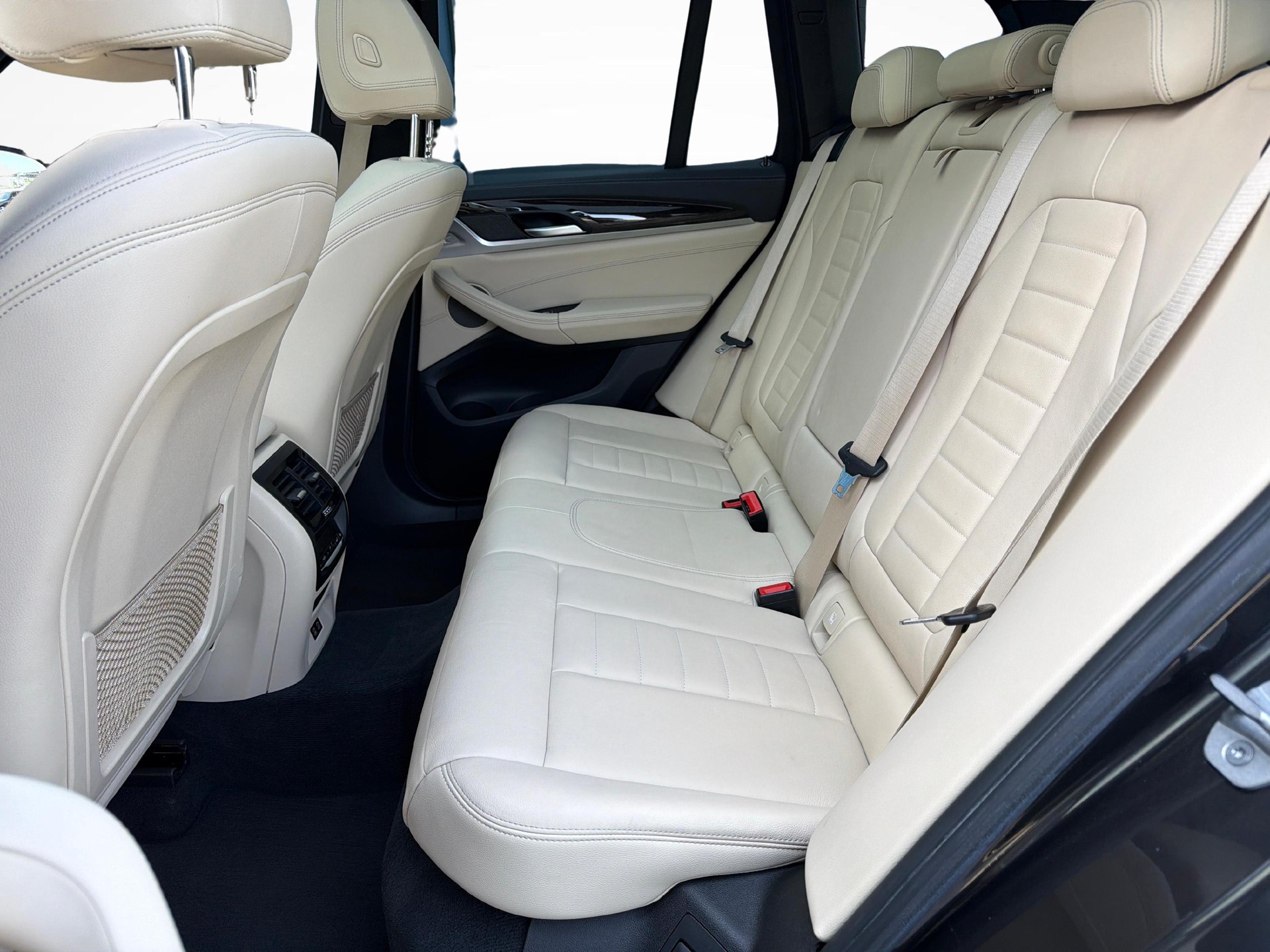 BMW X3 M40i-image-17