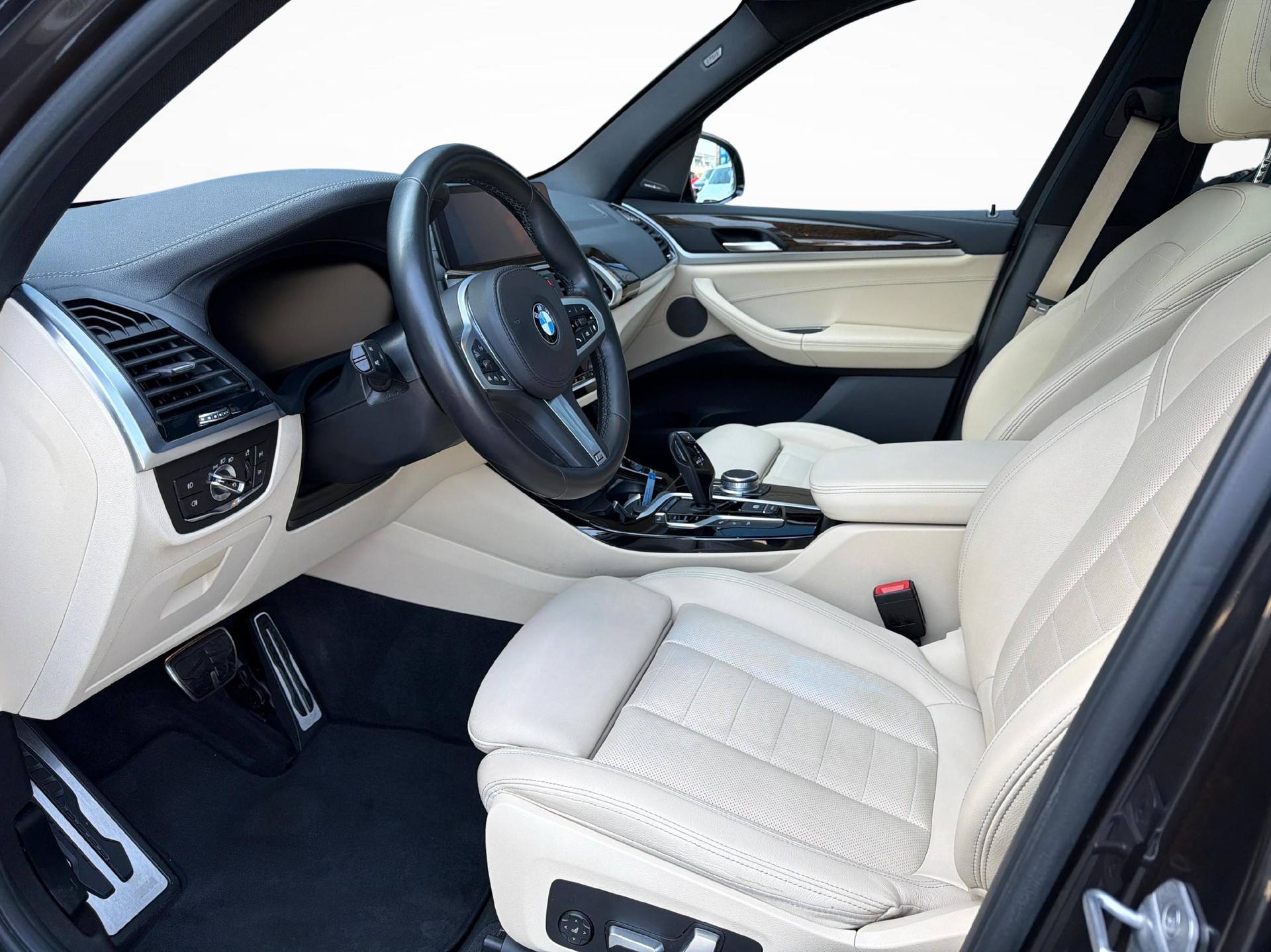 BMW X3 M40i-image-10