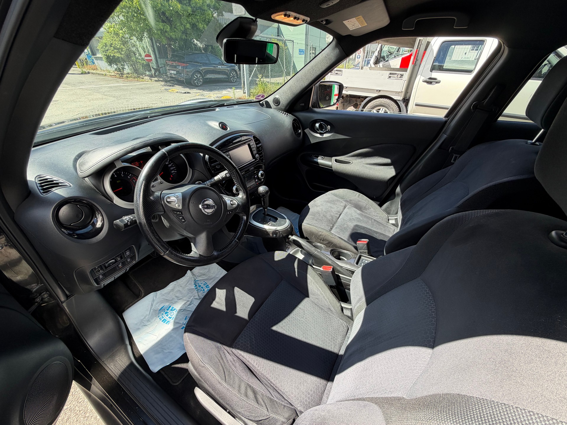NISSAN Juke 1.6 DIG-T N-Connecta 4x4 Xtronic M-CVT-image-12