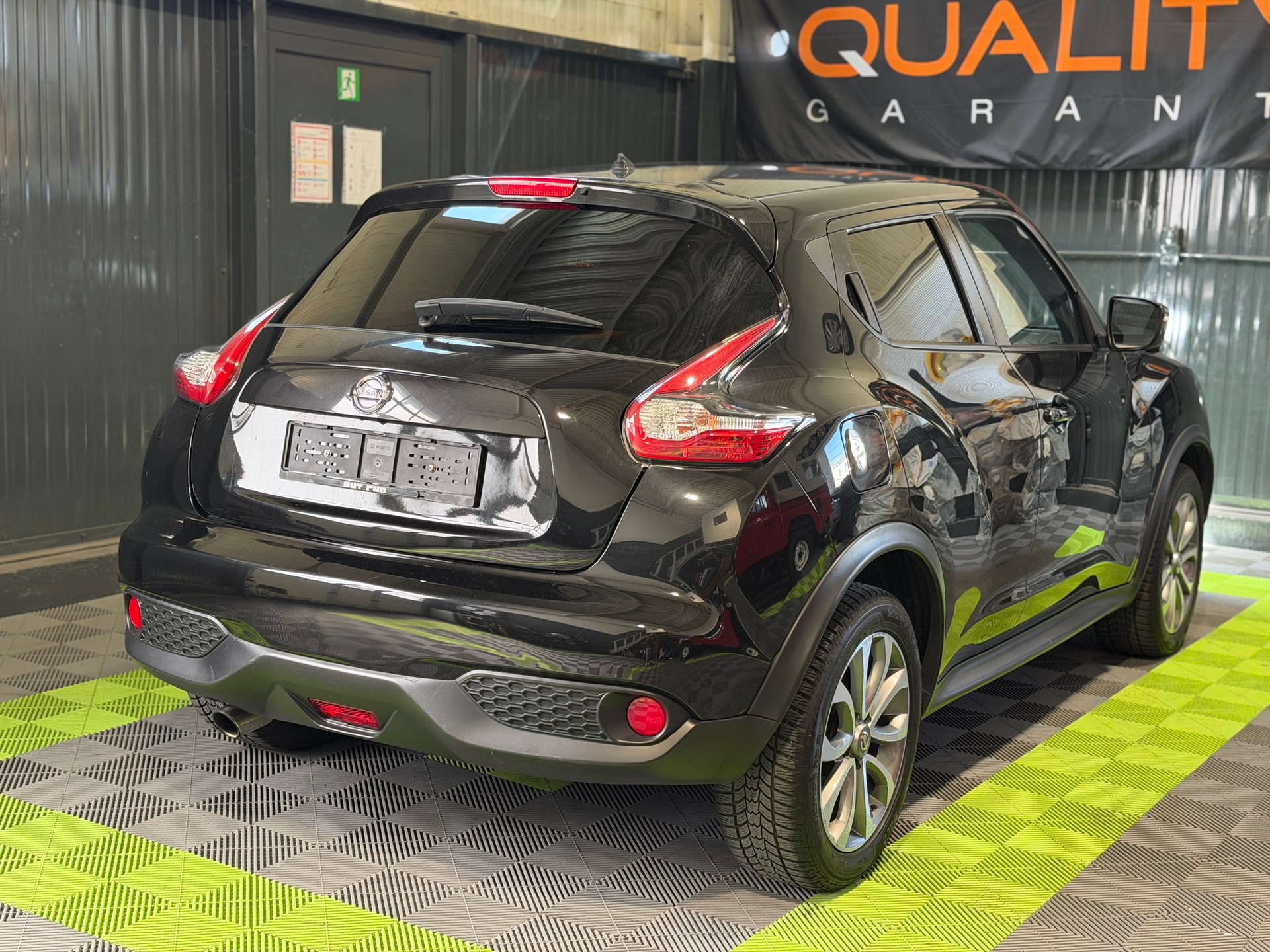 NISSAN Juke 1.6 DIG-T N-Connecta 4x4 Xtronic M-CVT-image-4