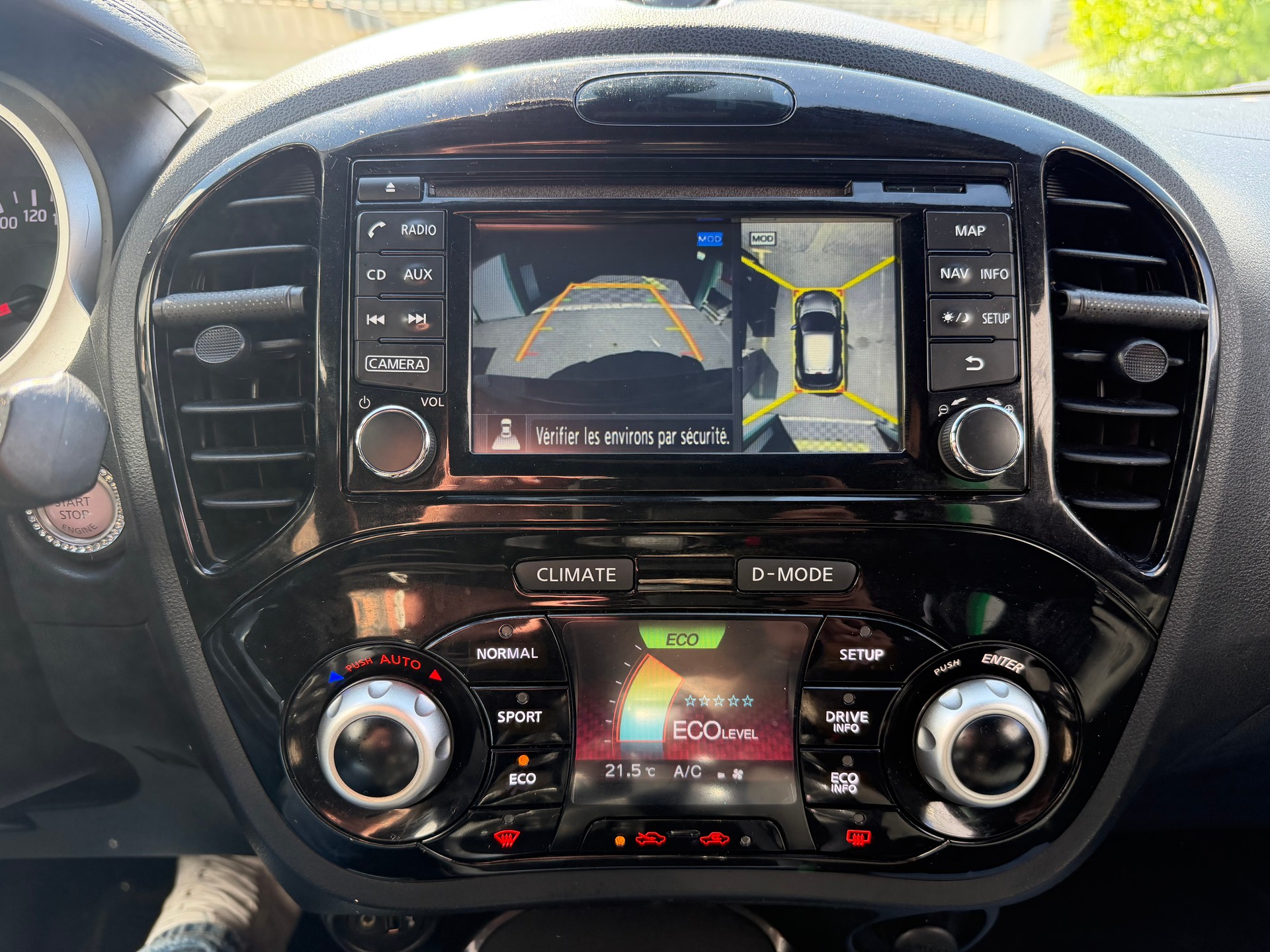NISSAN Juke 1.6 DIG-T N-Connecta 4x4 Xtronic M-CVT-image-13
