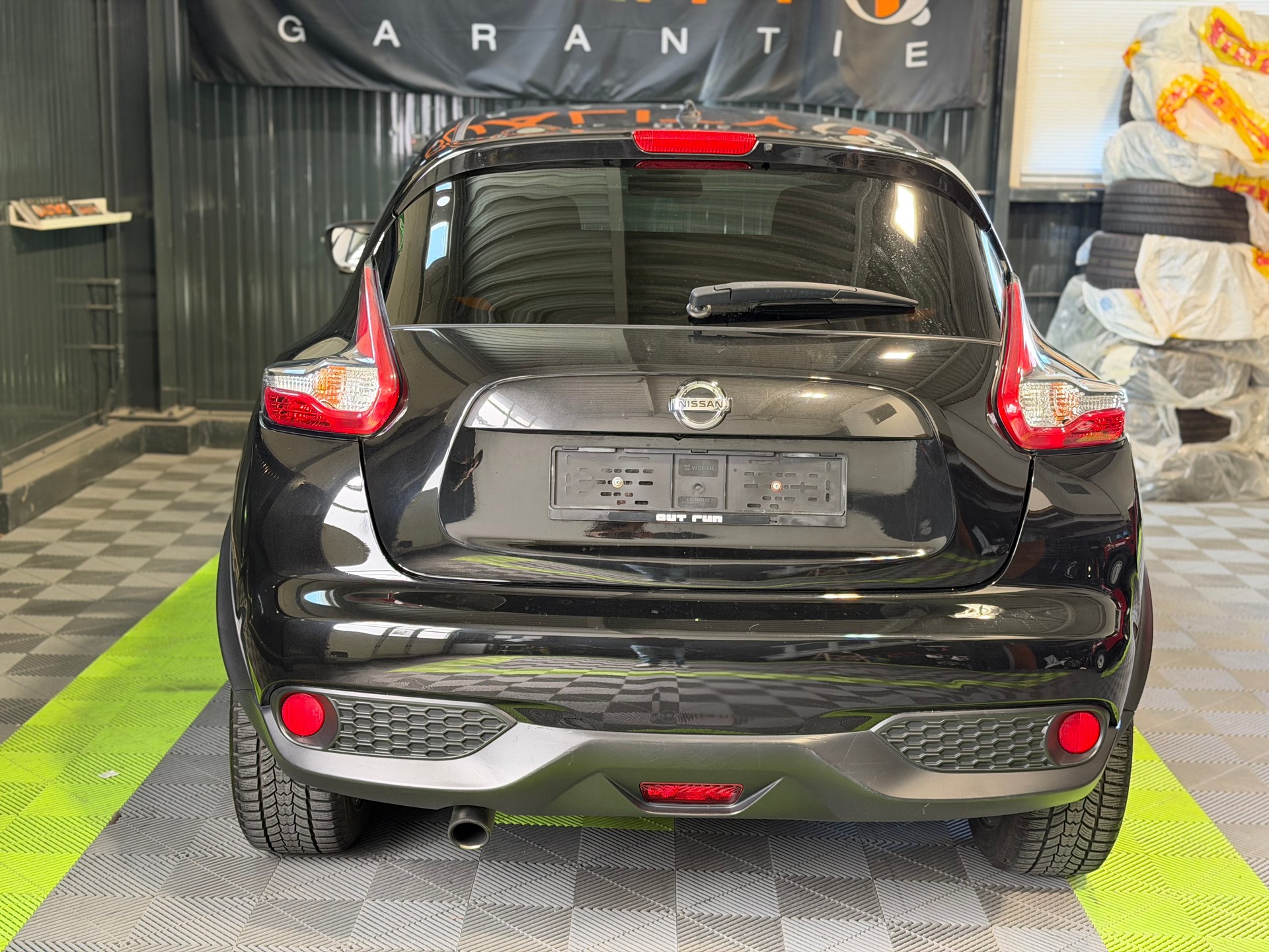NISSAN Juke 1.6 DIG-T N-Connecta 4x4 Xtronic M-CVT-image-3