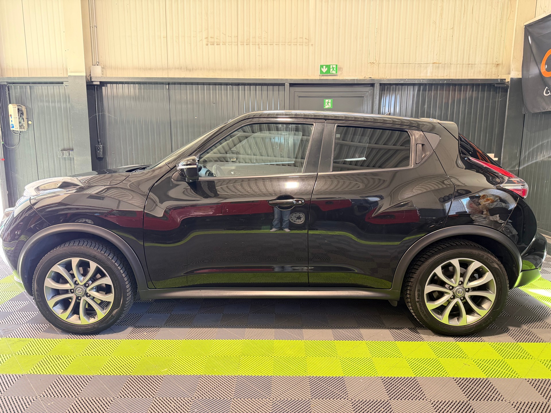 NISSAN Juke 1.6 DIG-T N-Connecta 4x4 Xtronic M-CVT-image-6