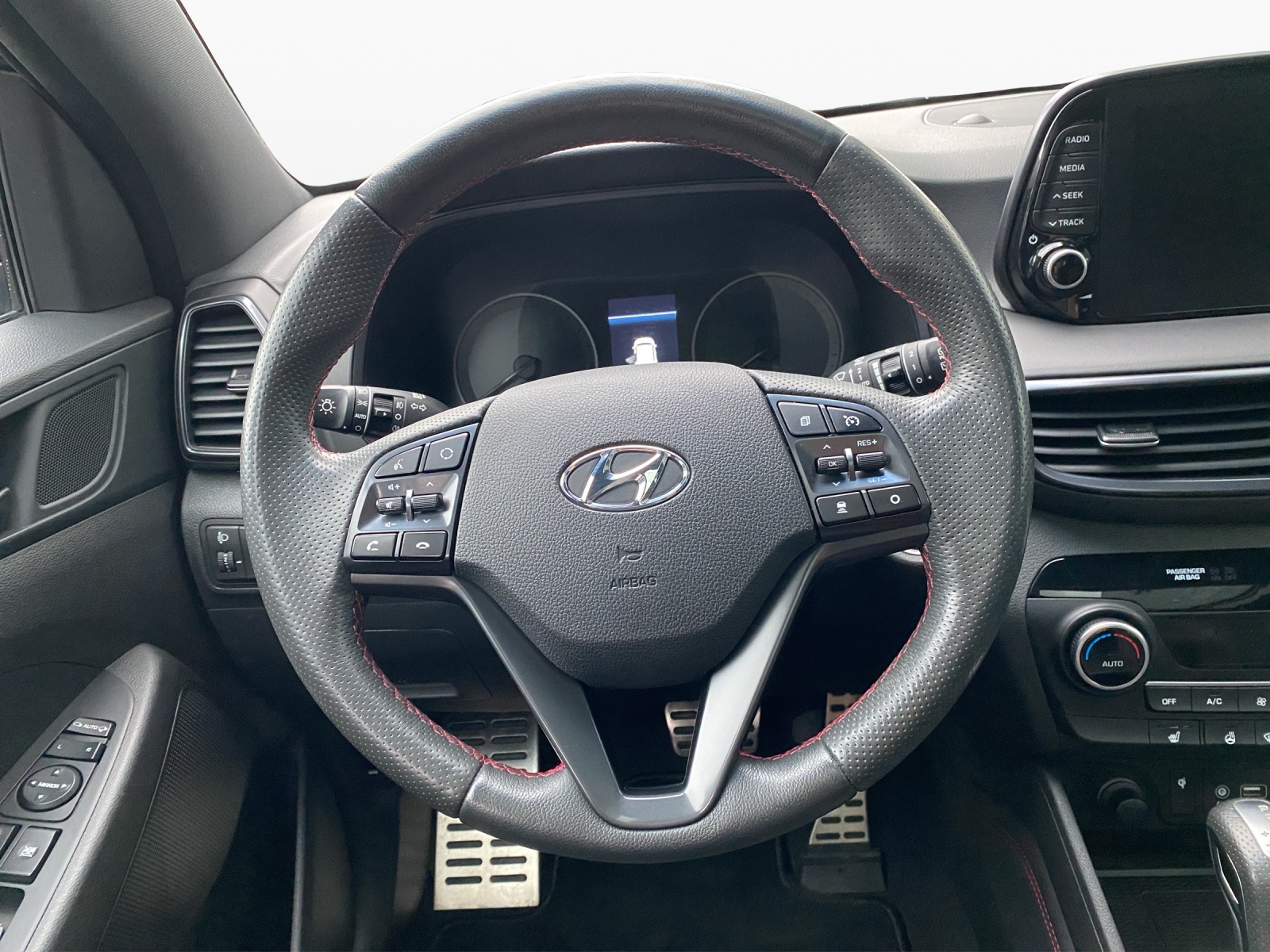 HYUNDAI Tucson 1.6 T-GDi N-Line 4WD-image-12