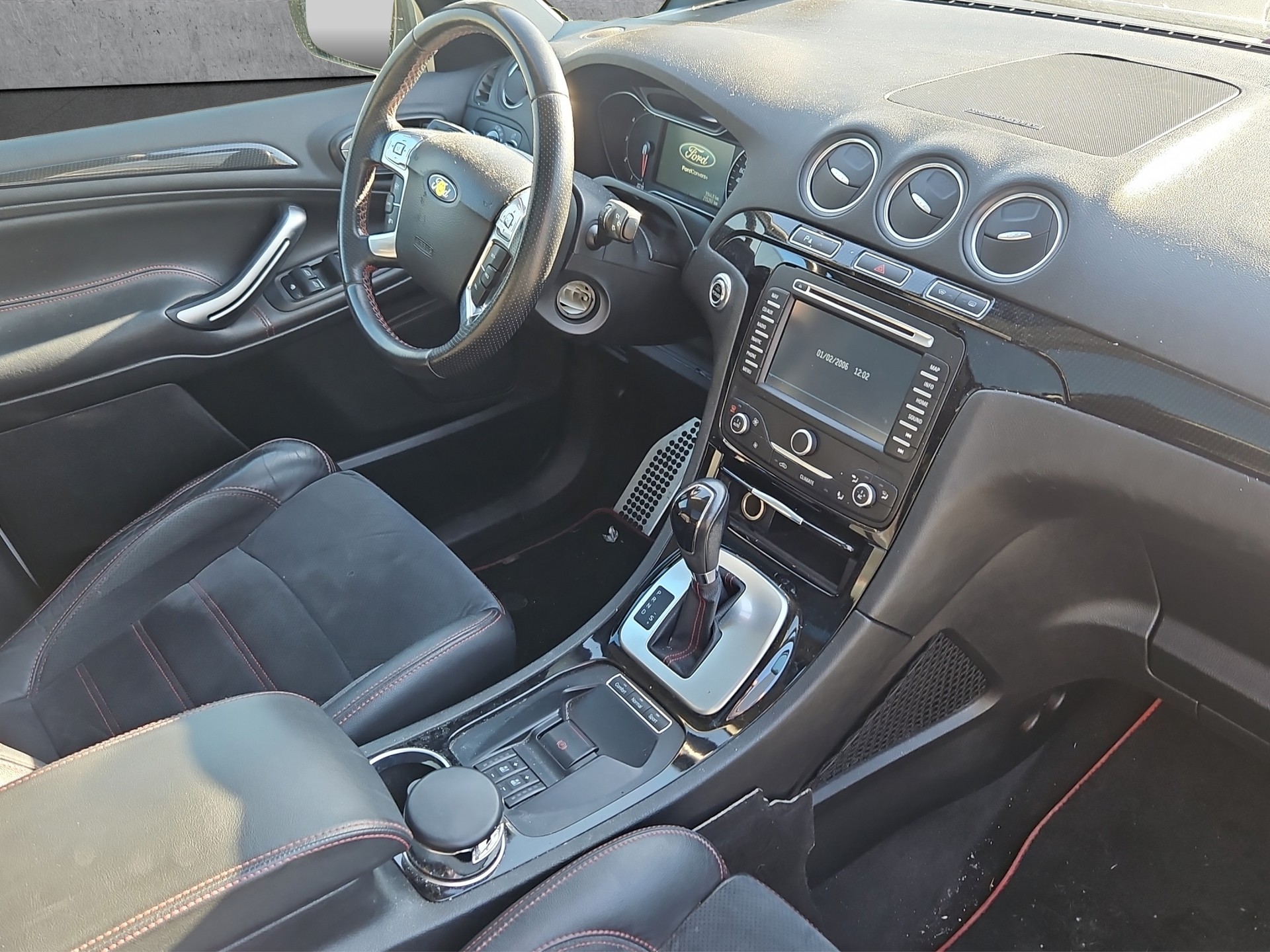 FORD S-Max 2.2 TDCi TitaniumS Automatic-image-11