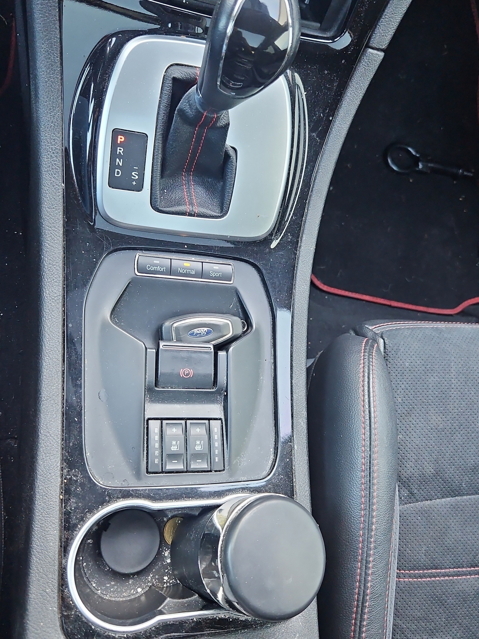 FORD S-Max 2.2 TDCi TitaniumS Automatic-image-8