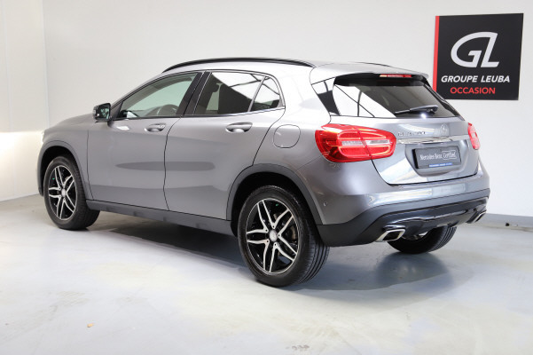 MERCEDES-BENZ GLA 200 Night Star-image-2