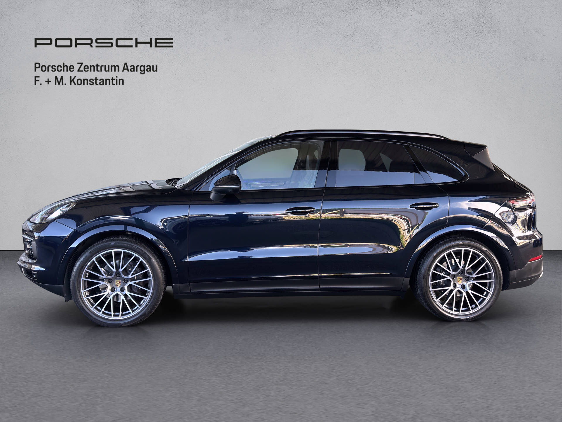 PORSCHE Cayenne-image-2