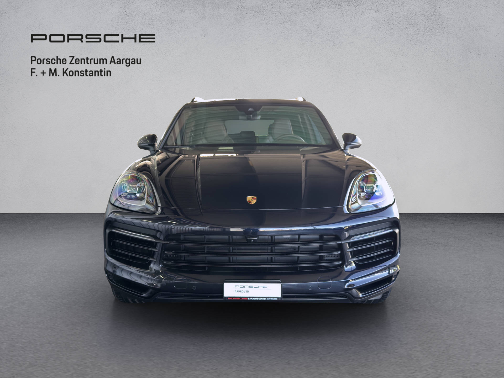 PORSCHE Cayenne-image-1
