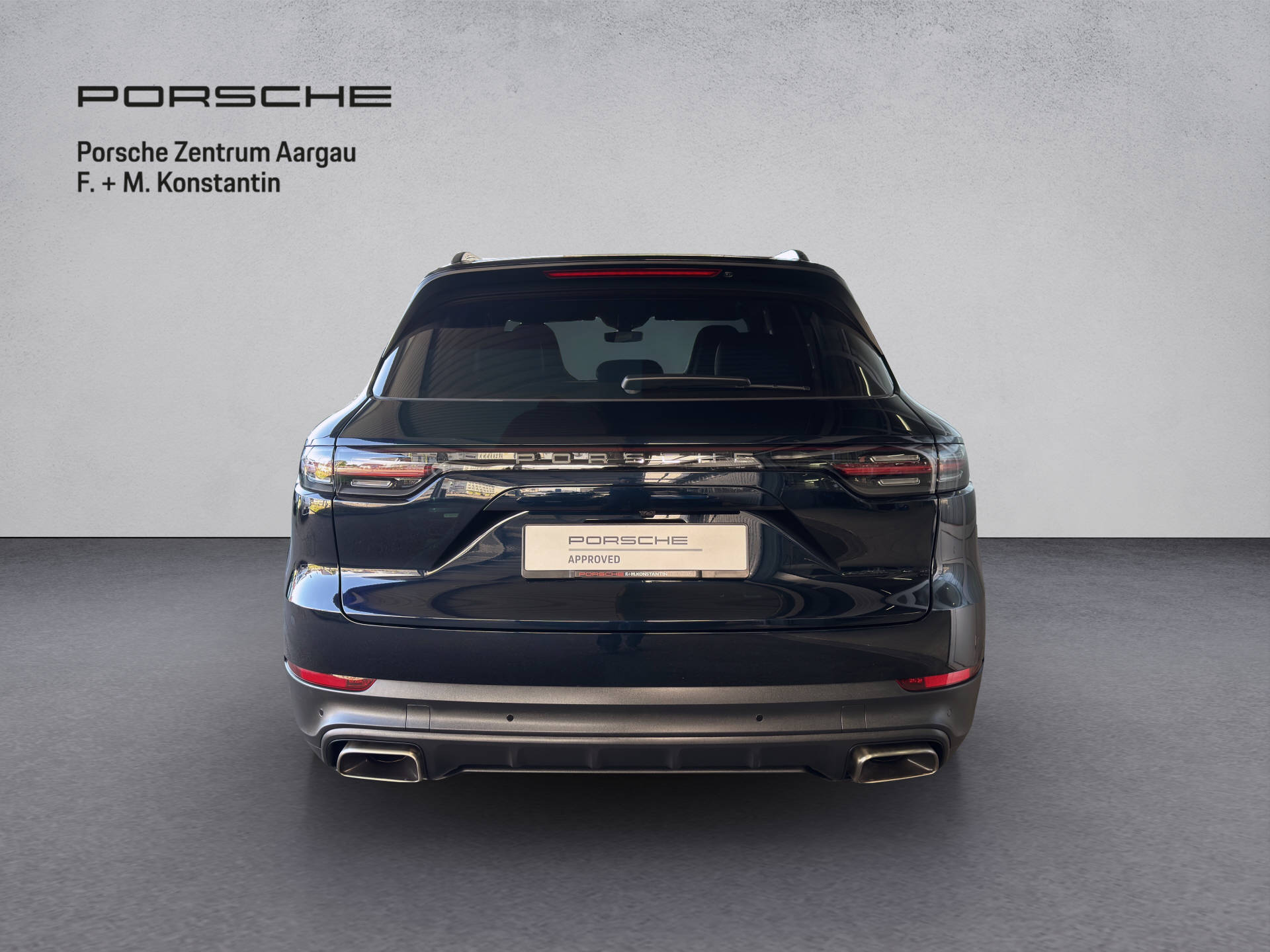 PORSCHE Cayenne-image-4